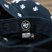 The 47 Brand Tag on the Women’s New York Yankees All Over Yankees Logo Dad Hat | Navy Women’s Dad Hat