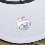 The MLB Sticker on the New York Yankees Gray Bottom Wool 59Fifty Fitted Cap | Navy Blue 59Fifty Cap