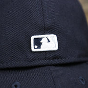The MLB Batterman Logo on the New York Yankees Gray Bottom Wool 59Fifty Fitted Cap | Navy Blue 59Fifty Cap