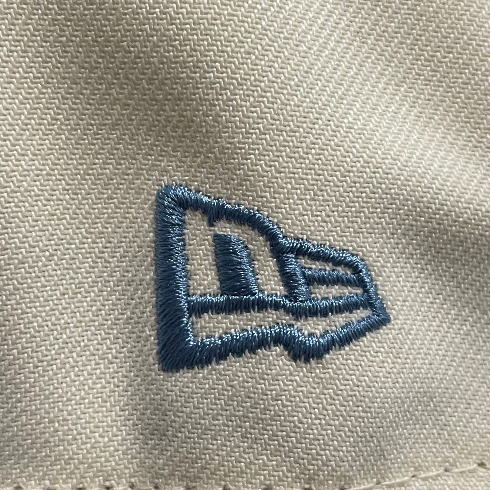 New Era logo on the Philadelphia Phillies Cooperstown City Hall Logo Veterans Stadium Side Patch Grey UV 59Fifty Fitted Cap | Chrome/Powder Blue Cap Swag Exclusive