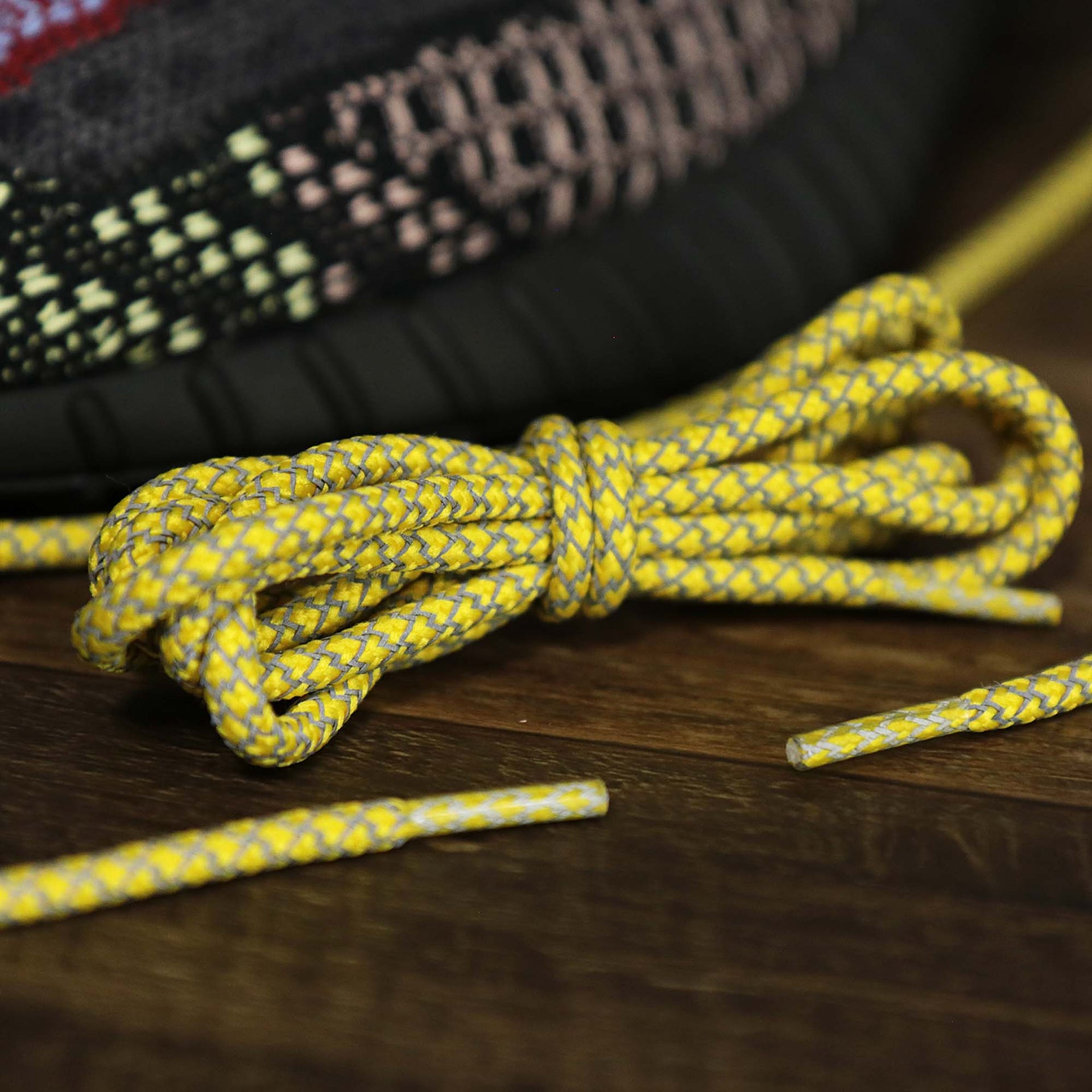 The 3M Reflective Yellow Solid Shoelaces with Yellow Aglets | 120cm Capswag folded up