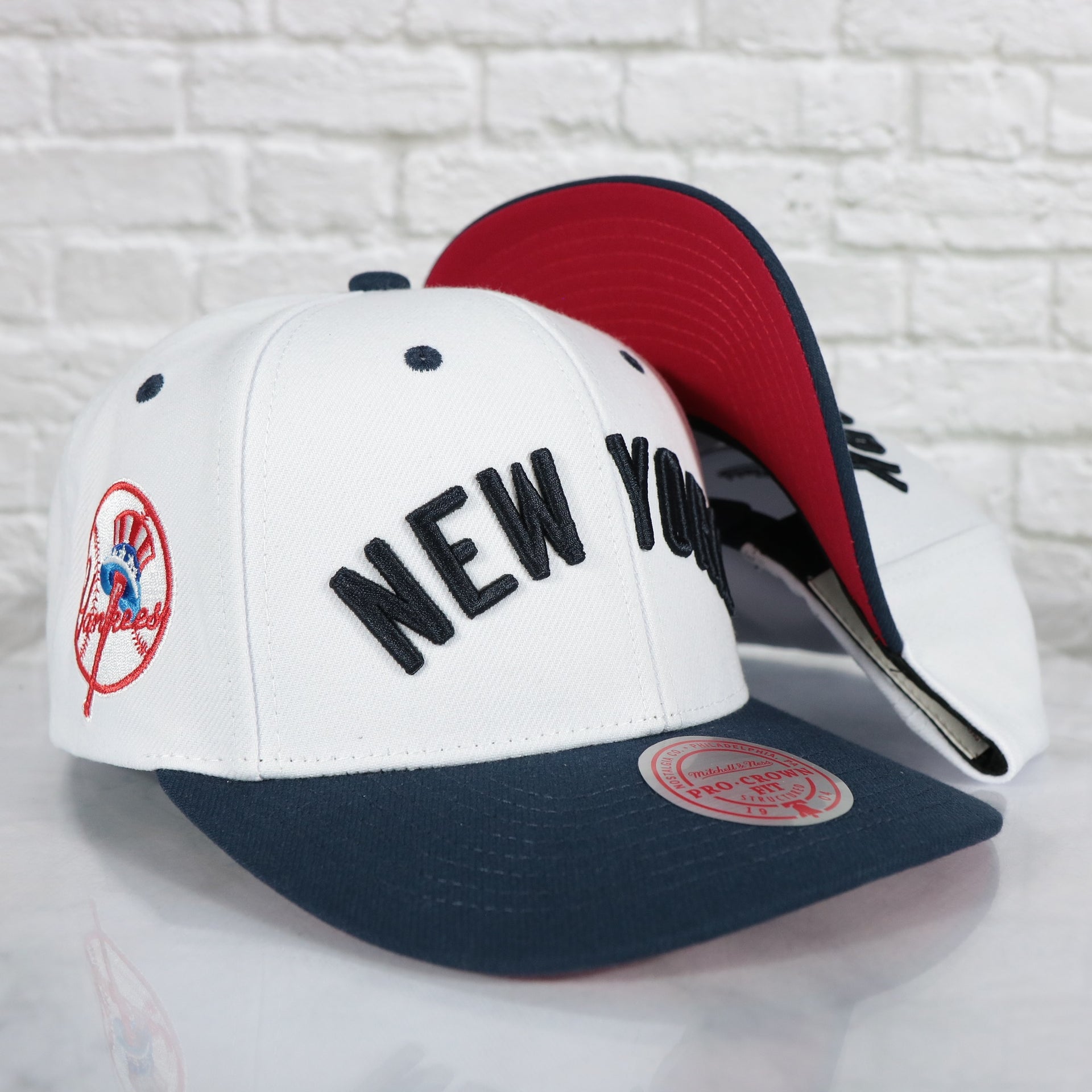 New York Yankees Cooperstown "New York" Jersey Script 1947 Yankees logo side patch Evergreen Pro | White/Navy Snapback Hat