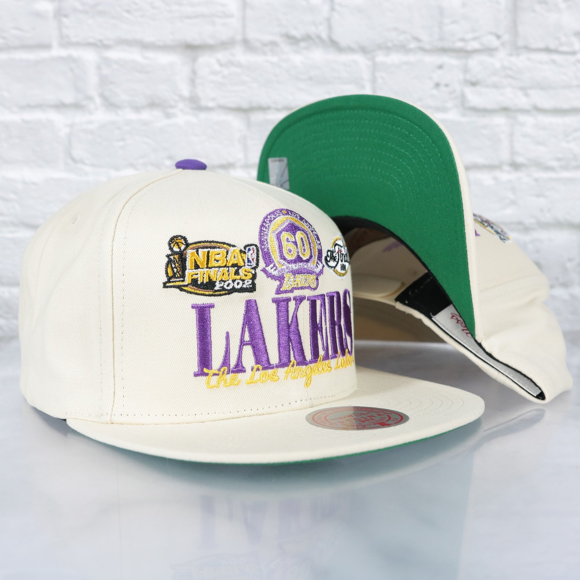 Los Angeles Lakers Hardwood Classics Reframe Retro Green bottom | Off-White Snapback Hat