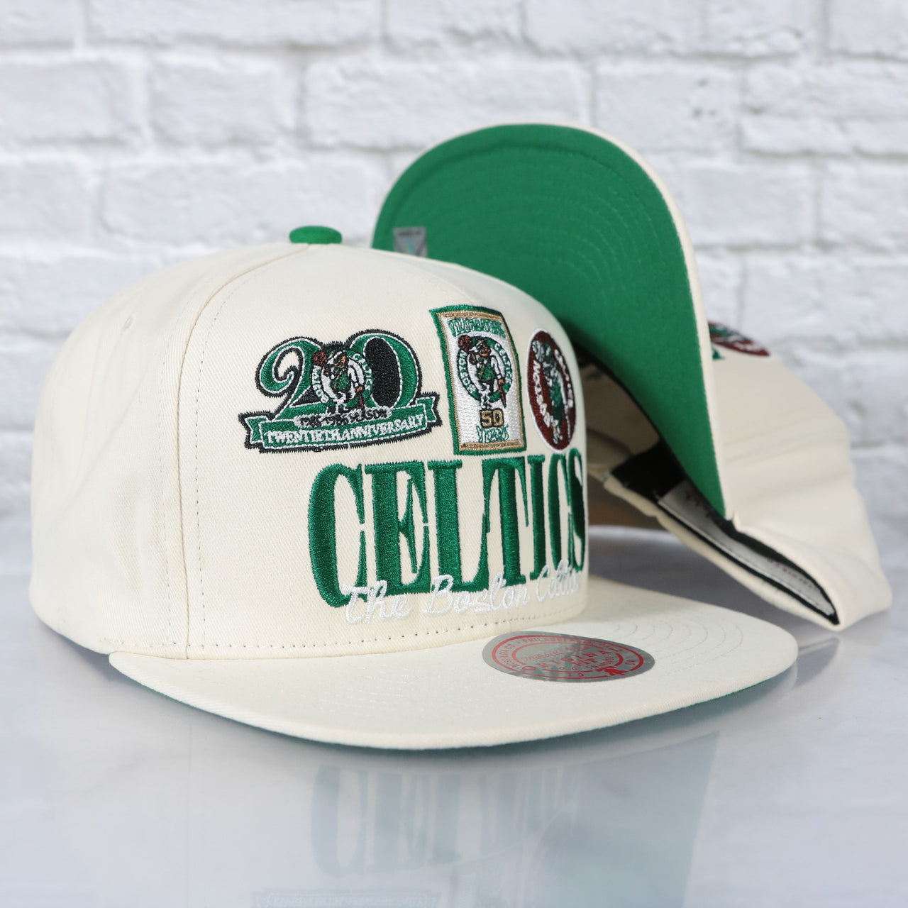 Boston Celtics Hardwood Classics Reframe Retro Green bottom | Off-White Snapback Hat