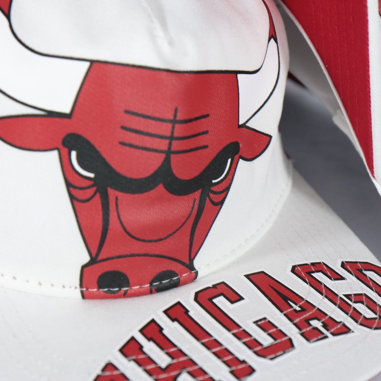Chicago Bulls Hardwood Classics In Your Face Deadstock Red bottom | White Snapback Hat