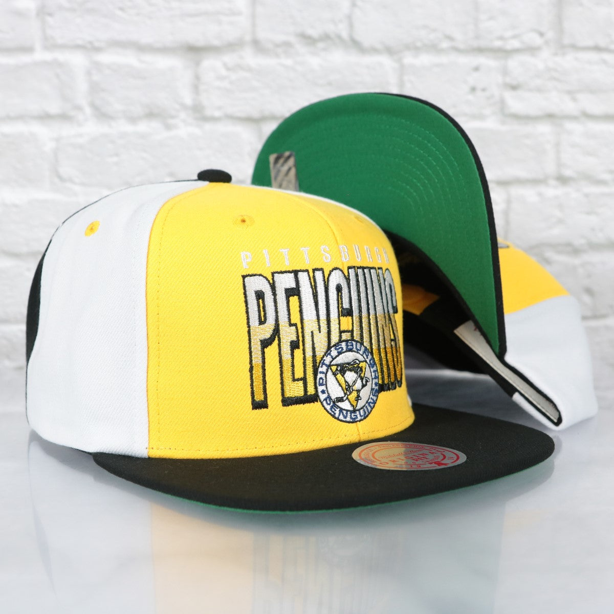 Pittsburgh Penguins NHL Billboard 2 Green bottom Tri-Tone | Yellow/White/Black Snapback Hat