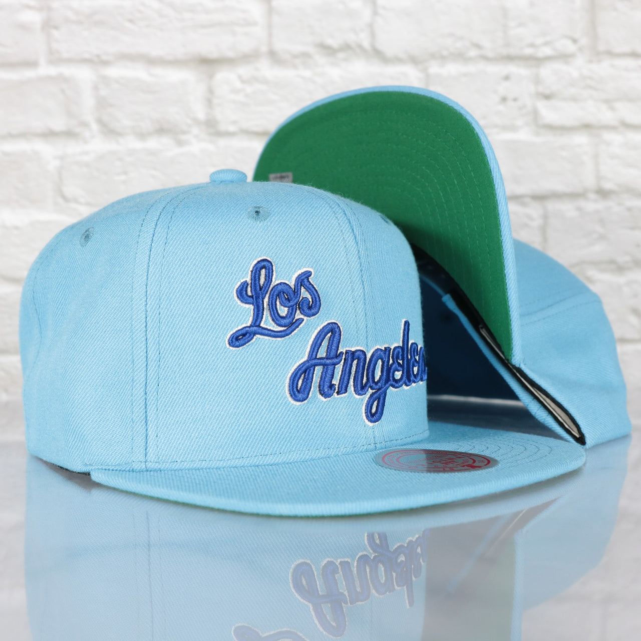 Los Angeles Lakers Vintage Retro NBA Team Ground 2.0 Mitchell and Ness Snapback Hat | Light Blue