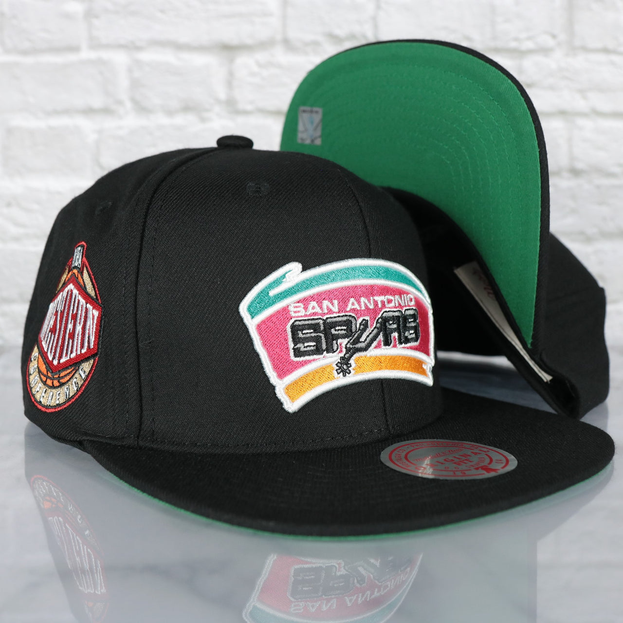 San Antonio Spurs Hardwood Classics Western Conference Side Patch Green Bottom | Black Snapback Hat