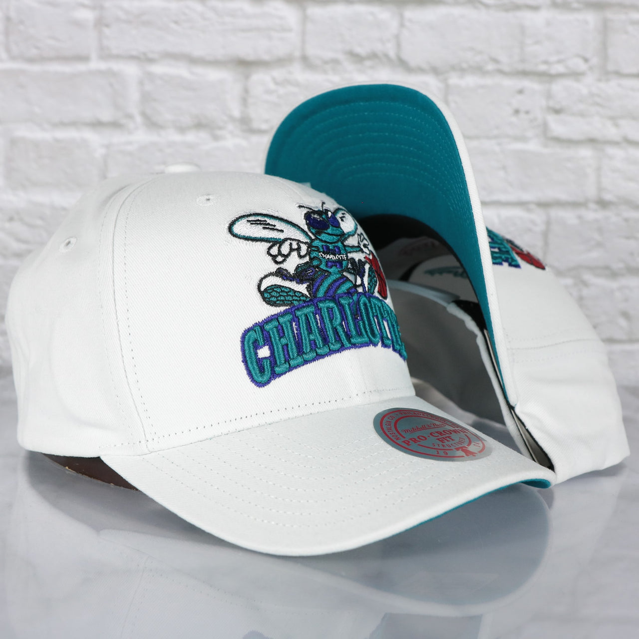 Charlotte Hornets NBA Hardwood Classics All in Pro Teal Bottom | White Snapback Hat