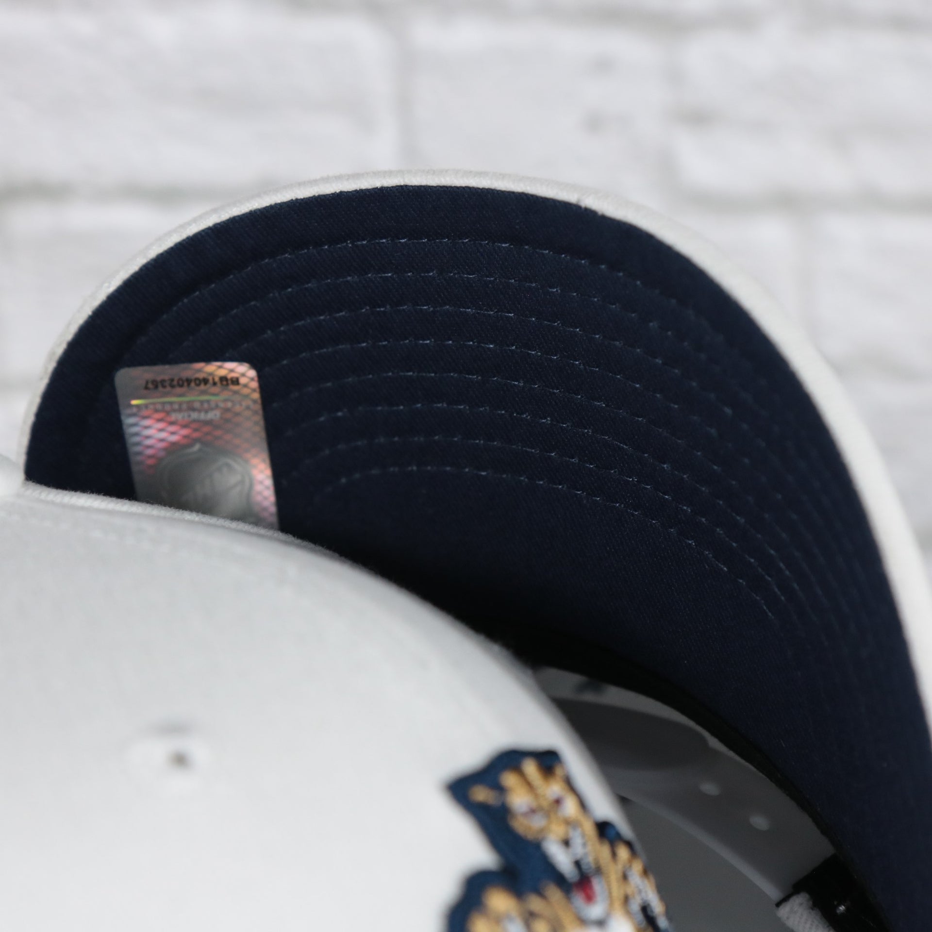 navy under visor on the Florida Panthers NHL All in Pro Navy Bottom | White Snapback Hat