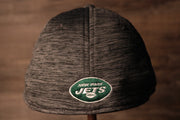 The backside has the jets logo on it Jets 2020 Training Camp Flexfit | New York Jets 2020 On-Field Grey Training Camp Stretch Fit