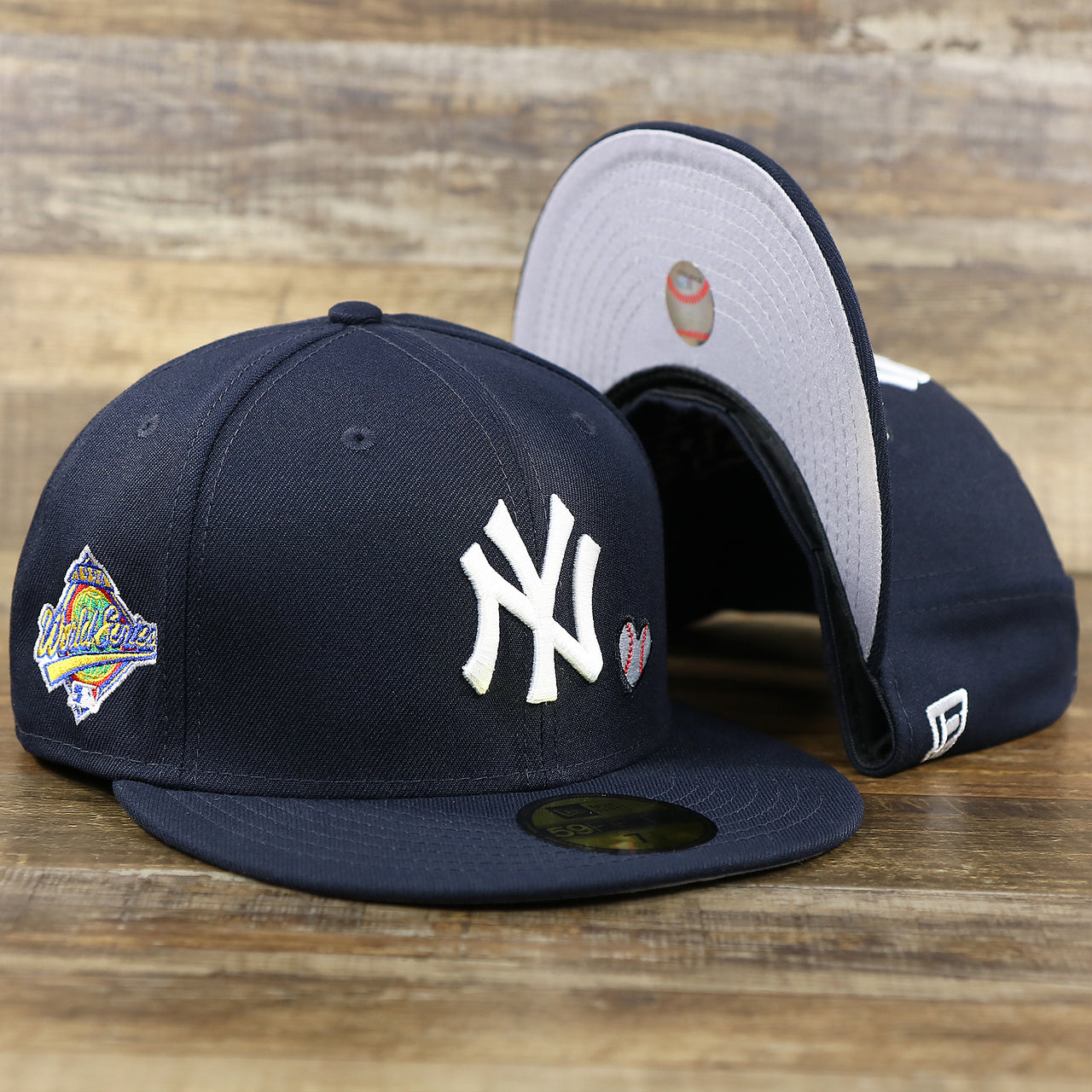The New York Yankees Baseball Heart Gray Bottom World Series 59Fifty Fitted Cap | Navy 59Fifty Cap