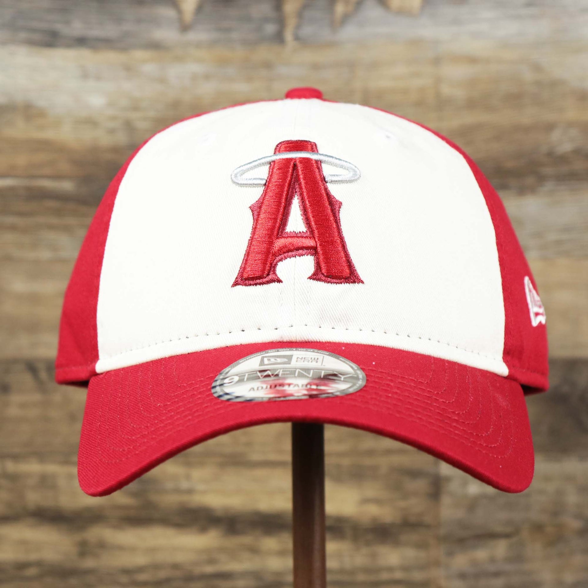 The front of the Anaheim Angles 2021 City Connect 9Twenty Dad Hat | New Era White and Red