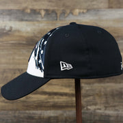 The wearer's left on the New York Yankees 2022 4th of July Stars And Stripes 39Thirty | New Era Navy OSFM