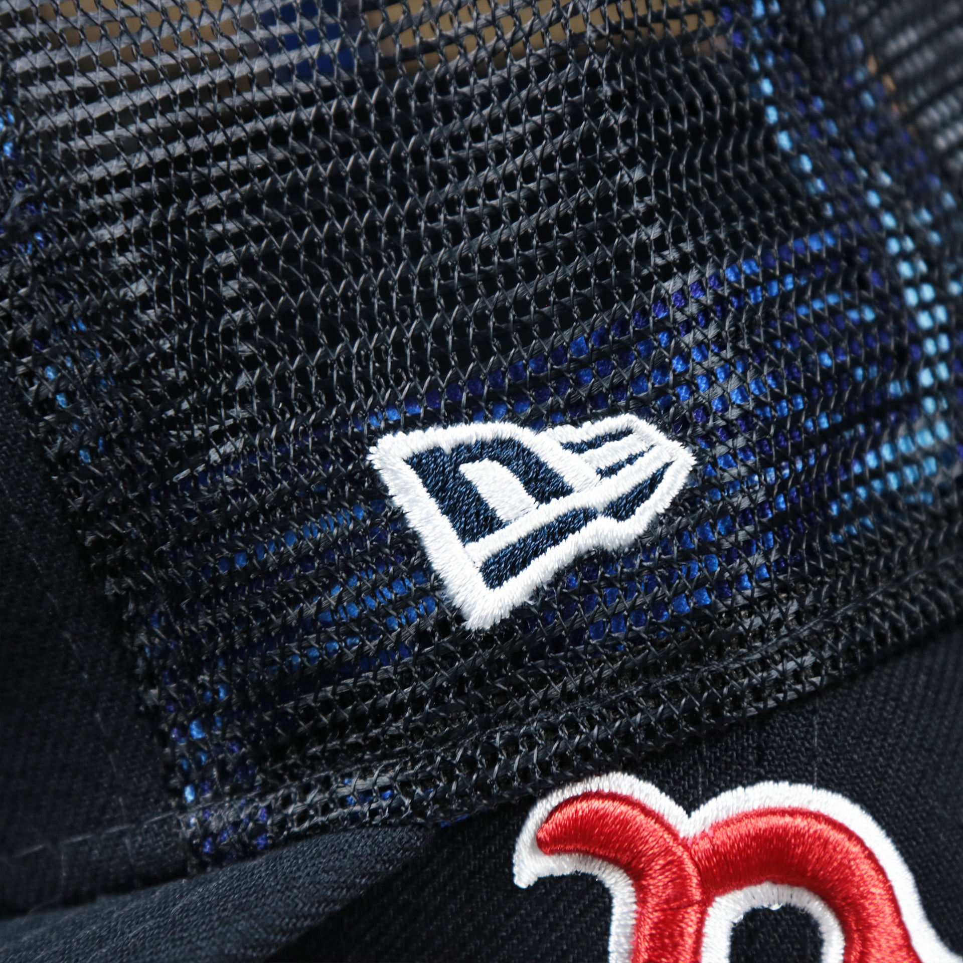 The New Era Logo on the Boston Red Sox Metallic All Star Game MLB 2022 Side Patch 9Fifty Mesh Snapback | ASG 2022 Navy Trucker Hat