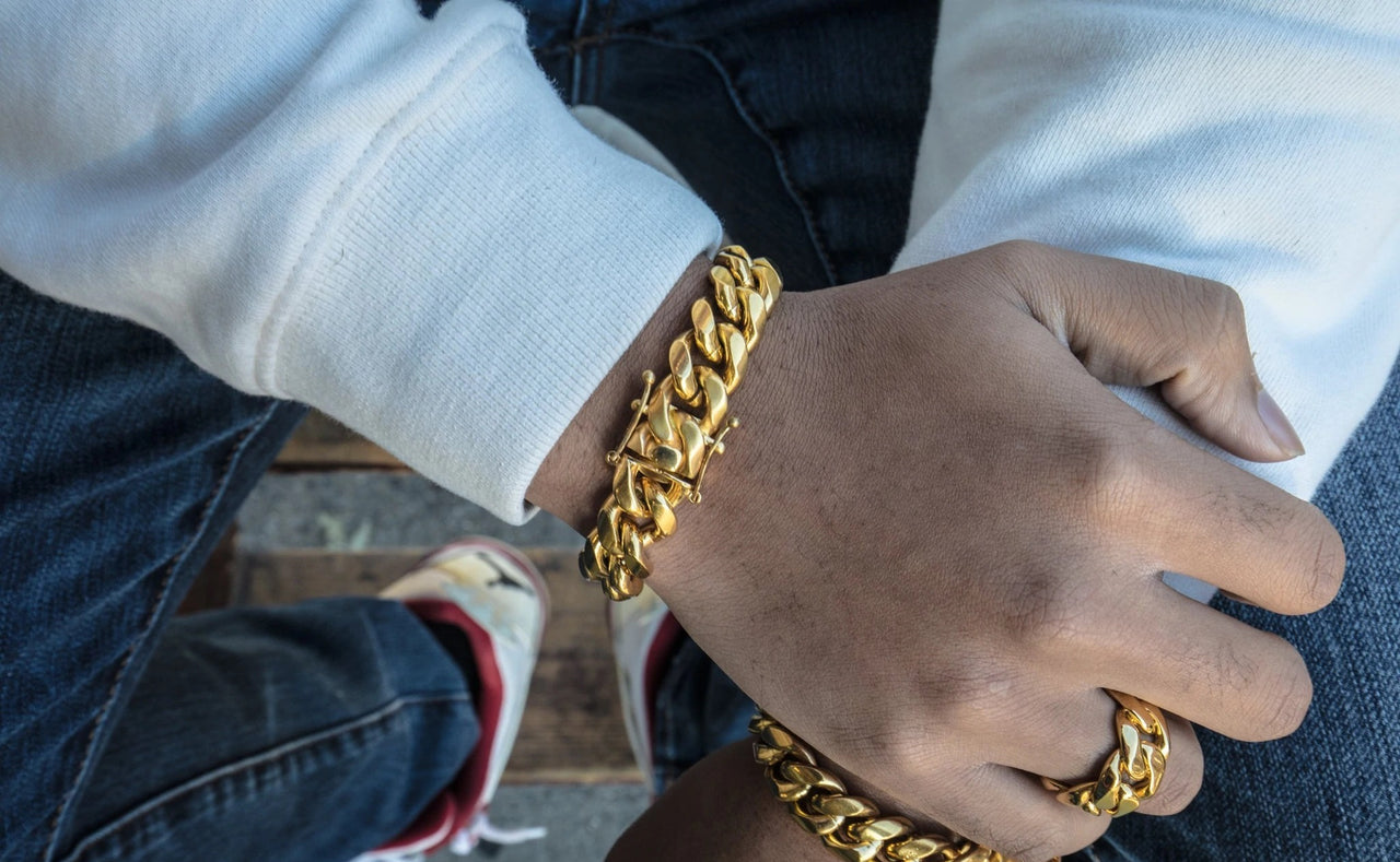 The 18K Gold Plated Cuban Link Ring | Golden Gilt with the matching Cuban link bracelet
