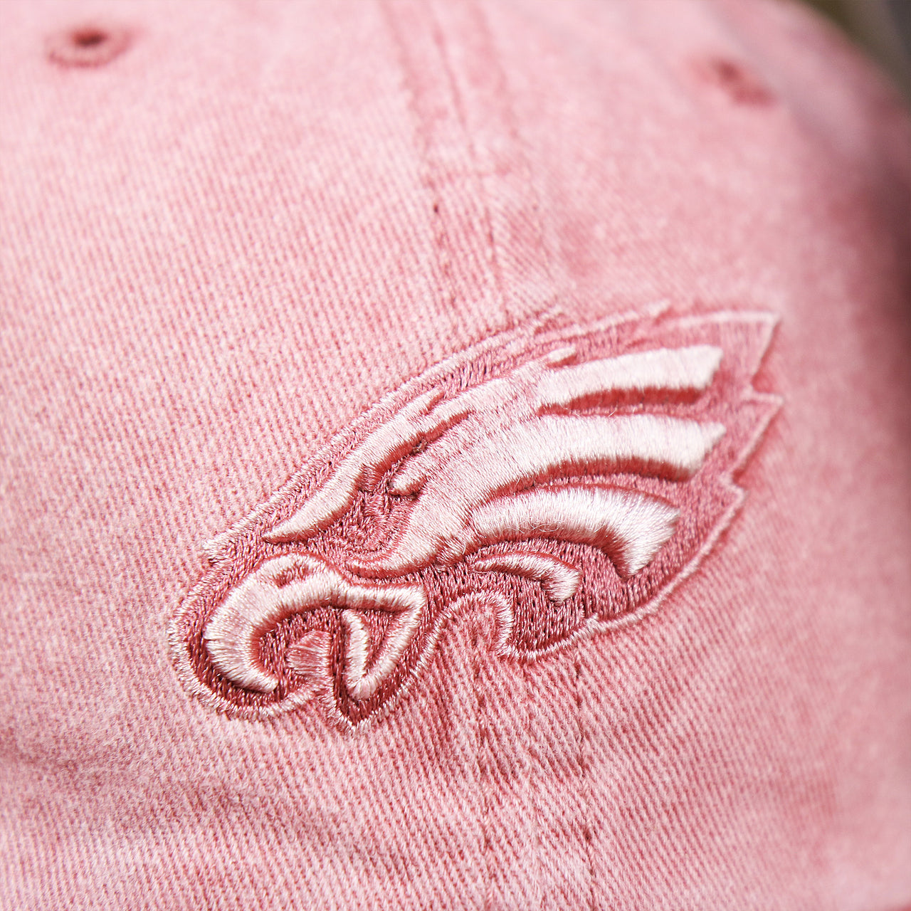 The Eagles Logo on the Women’s Philadelphia Phillies Tonal Gray Bottom Dad Hat | Misty Pink Tonal Dad Hat