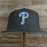 The front of the Philadelphia Phillies 2022 Father's Day On-Field 59Fifty Fitted Cap | Gray
