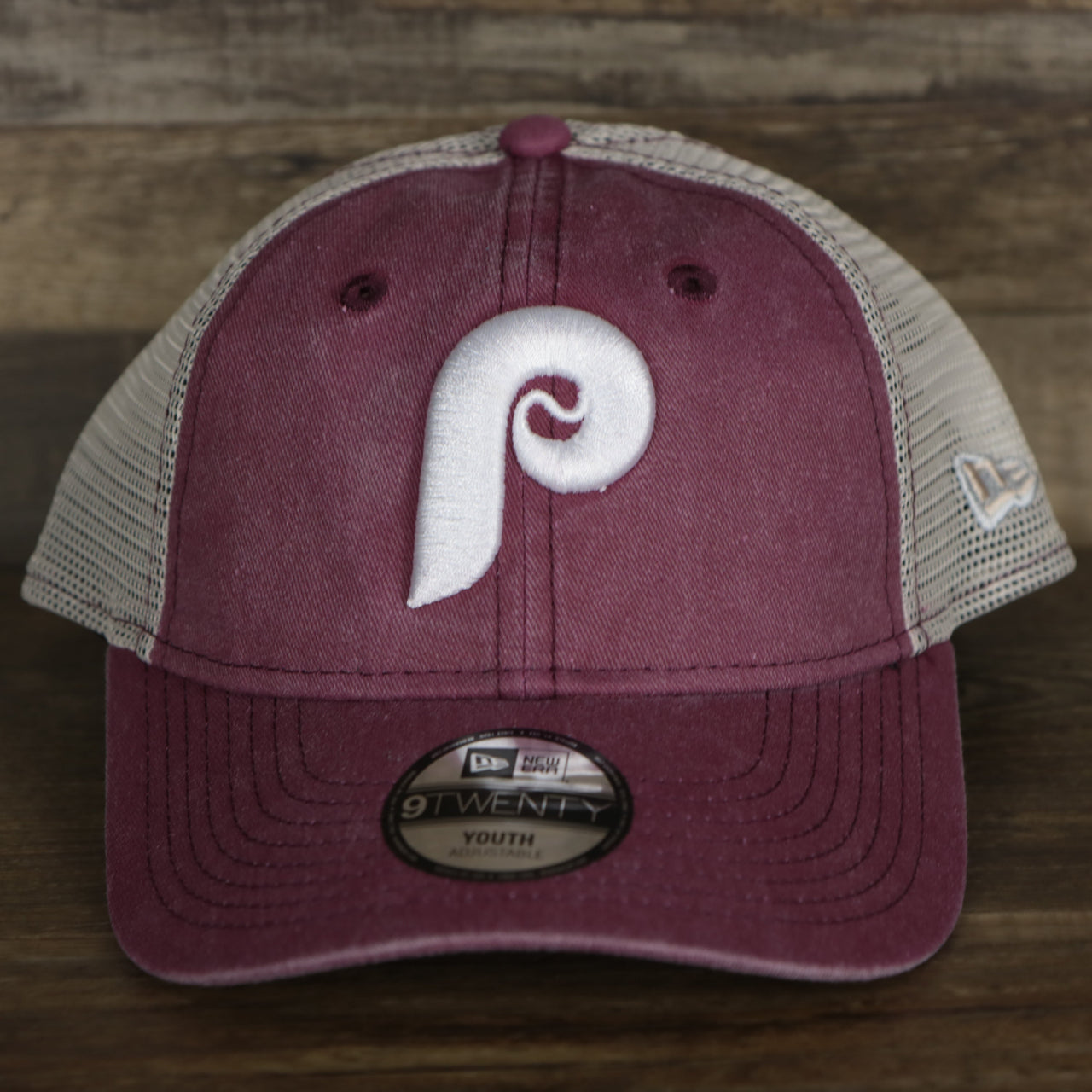 The Philadelphia Phillies Cooperstown New Era 9Twenty Washed Trucker Youth hat