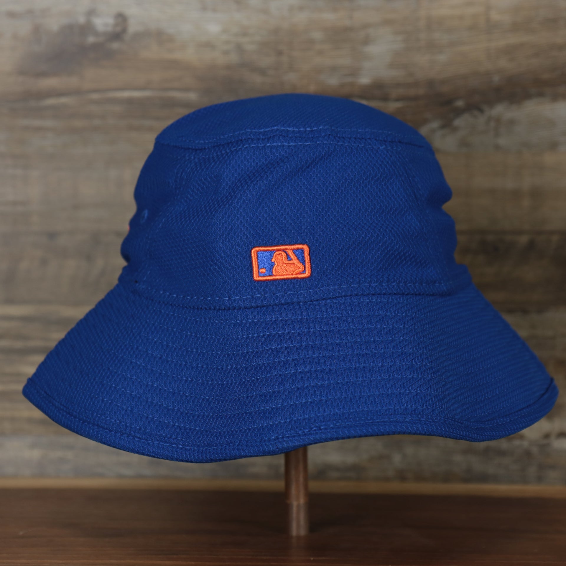 The backside of the New York Mets  MLB 2022 Spring Training Onfield Bucket Hat