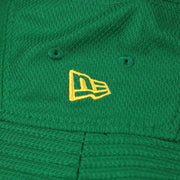 A close up of the New Era logo on the Oakland Athletics MLB 2022 Spring Training Onfield Bucket Hat
