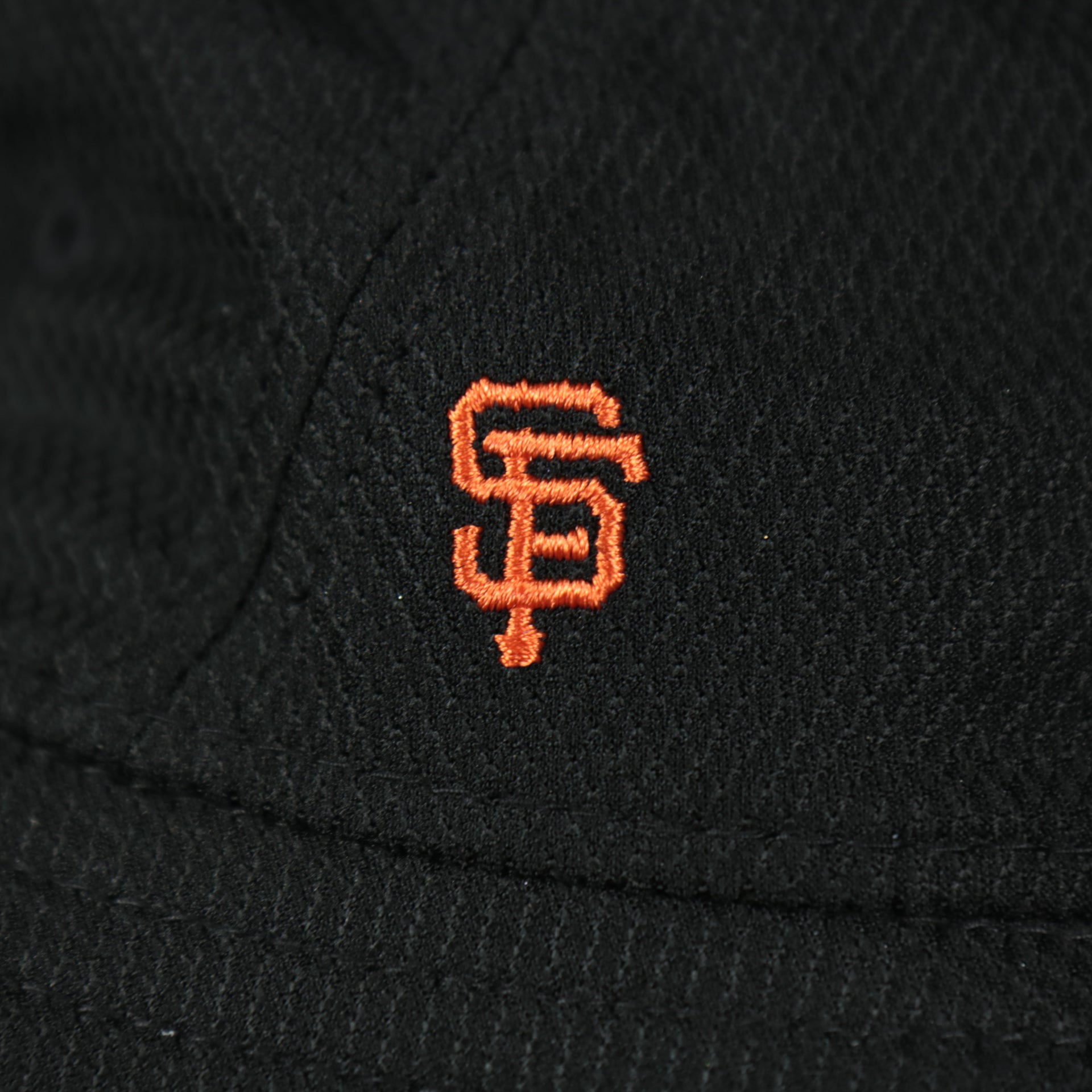 A close up of the San Francisco logo on the San Francisco Giants MLB 2022 Spring Training Onfield Bucket Hat