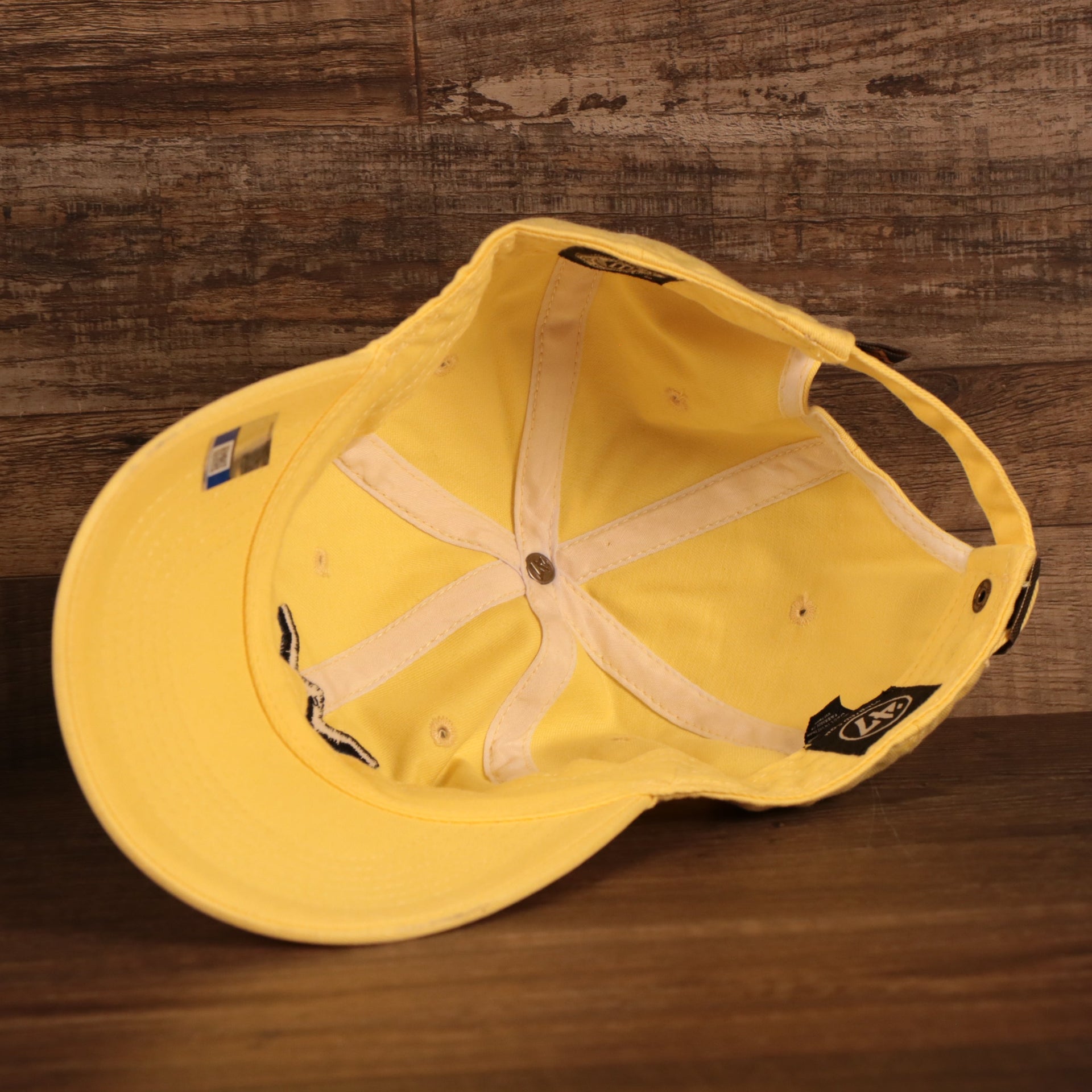 47 BRAND | DAD HAT | WEST VIRGINIA MOUNTAINEERS | CLEAN UP 47 STRAP BACK ADJUSTABLE WOMEN | MAIZE YELLOW