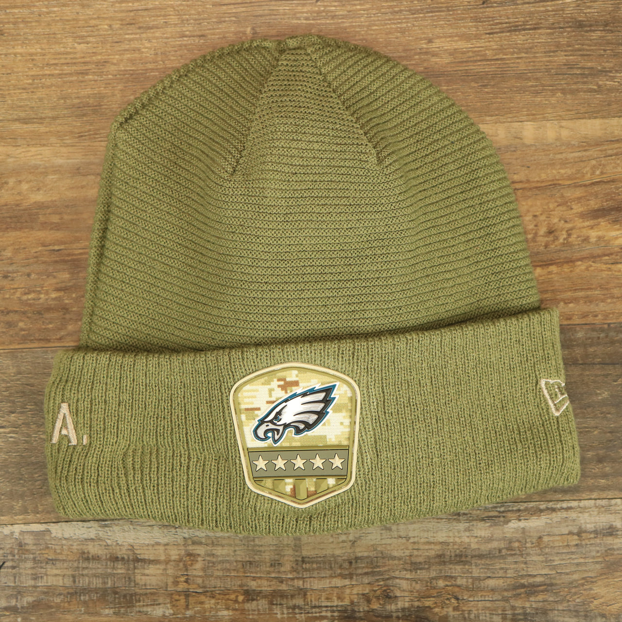 The Philadelphia Eagles Salute To Service Ribbon Rubber Military Eagles Patch On Field NFL Beanie | Military Green Beanie