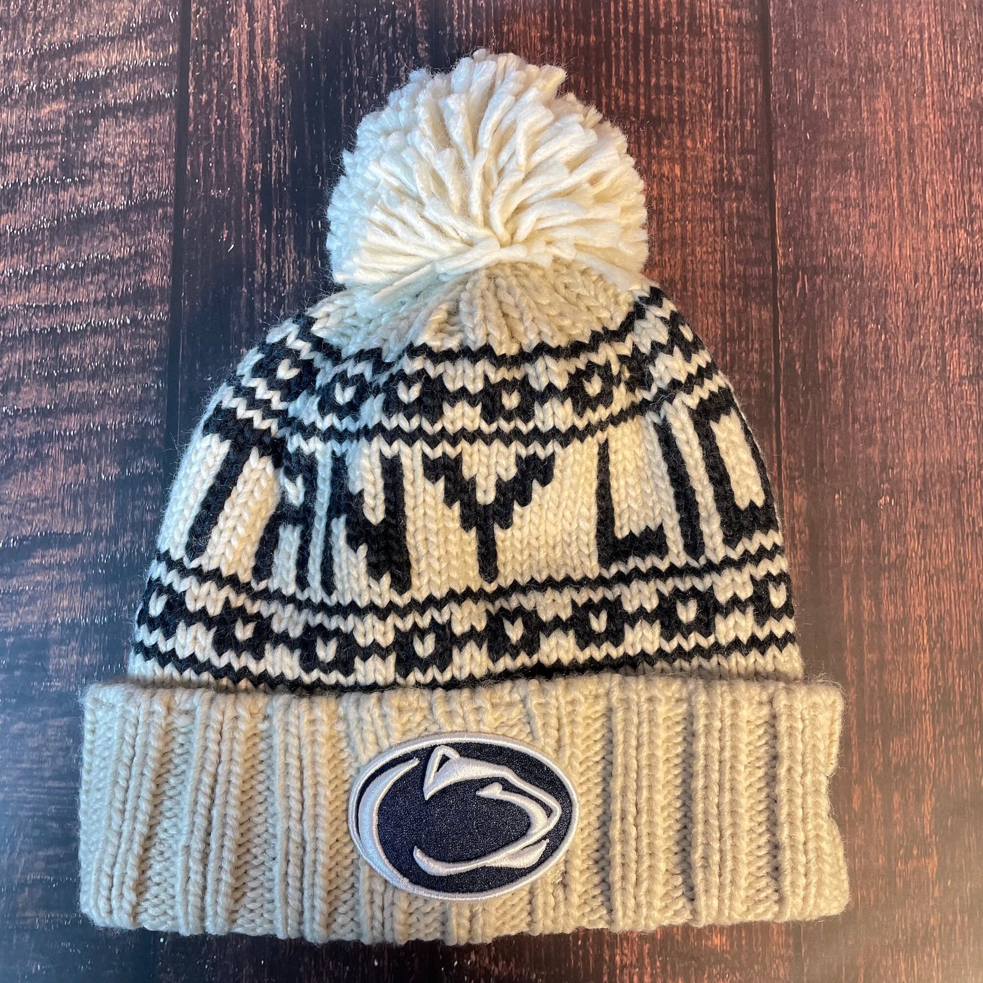 The front of the Penn State Nittany Lions 2022 OSFM Beanie features a Penn State Nittany Lions logo at the front raised cuff