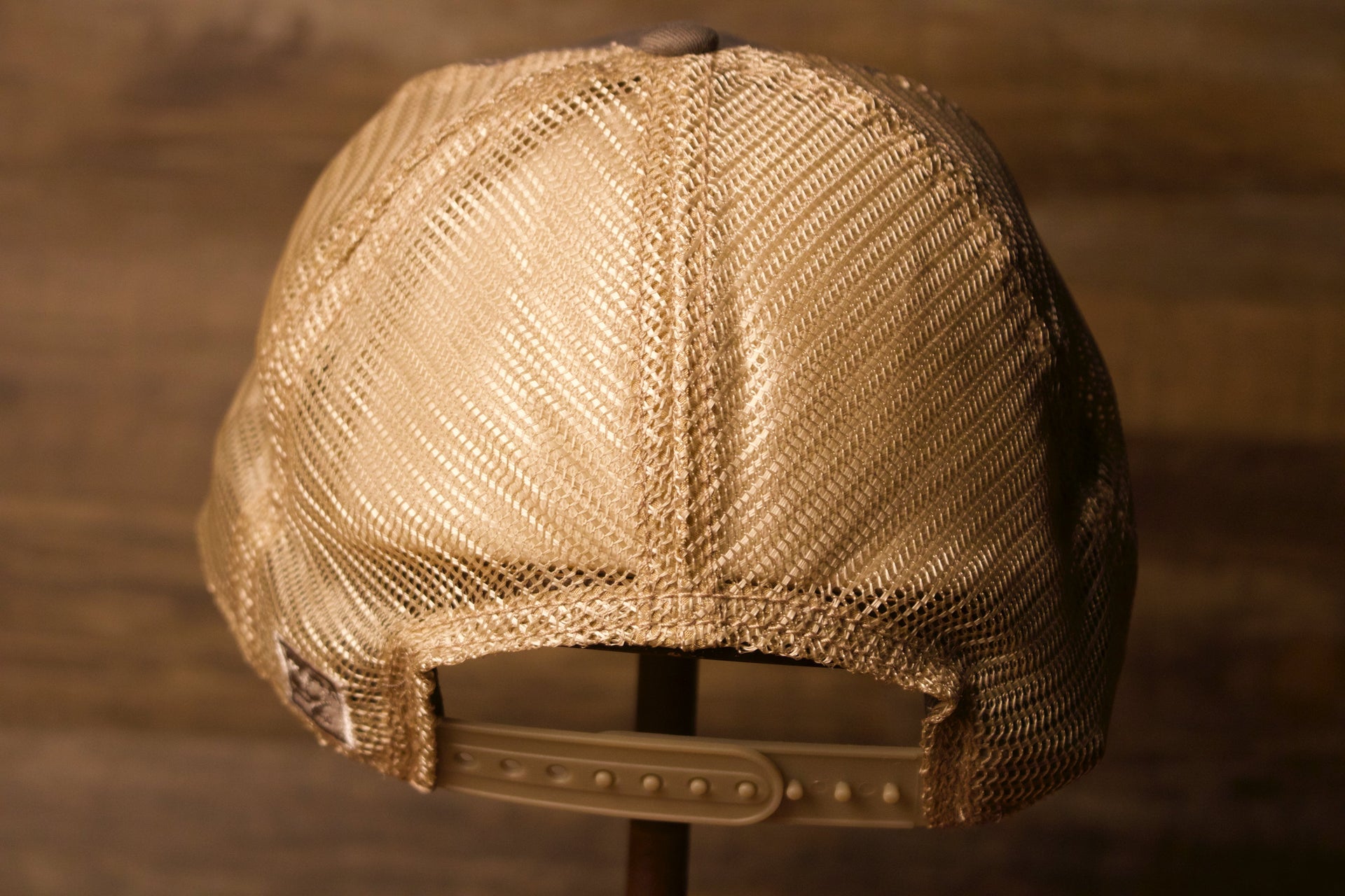 the back of this hat is a trucker style Wildwood New Jersey Charcoal / Khaki Mesh-Back Trucker Hat