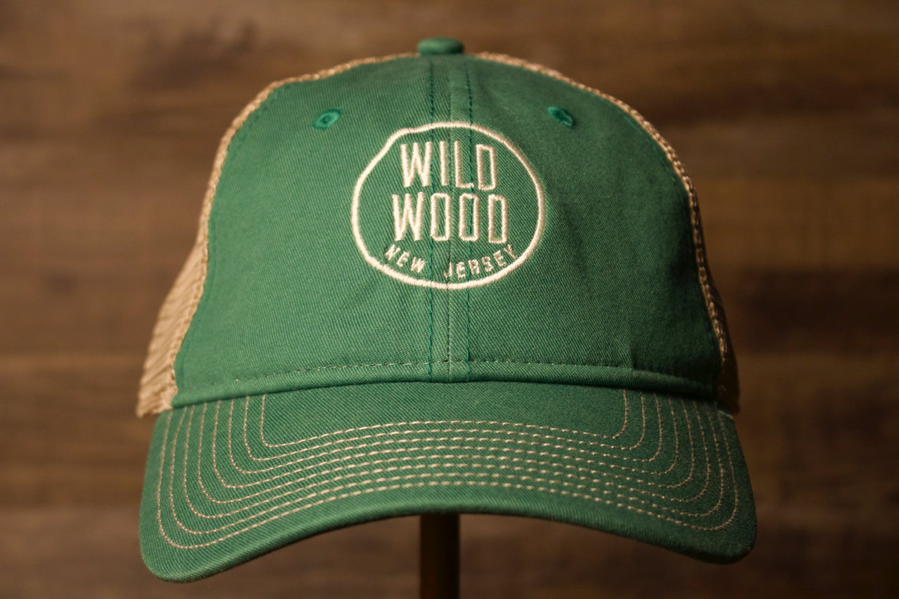 Wildwood New Jersey Kelly Green / Khaki Mesh-Back Trucker Hat the front of this hat has wildwood and new jersey in a circle with a kelly green color of the brim and crown
