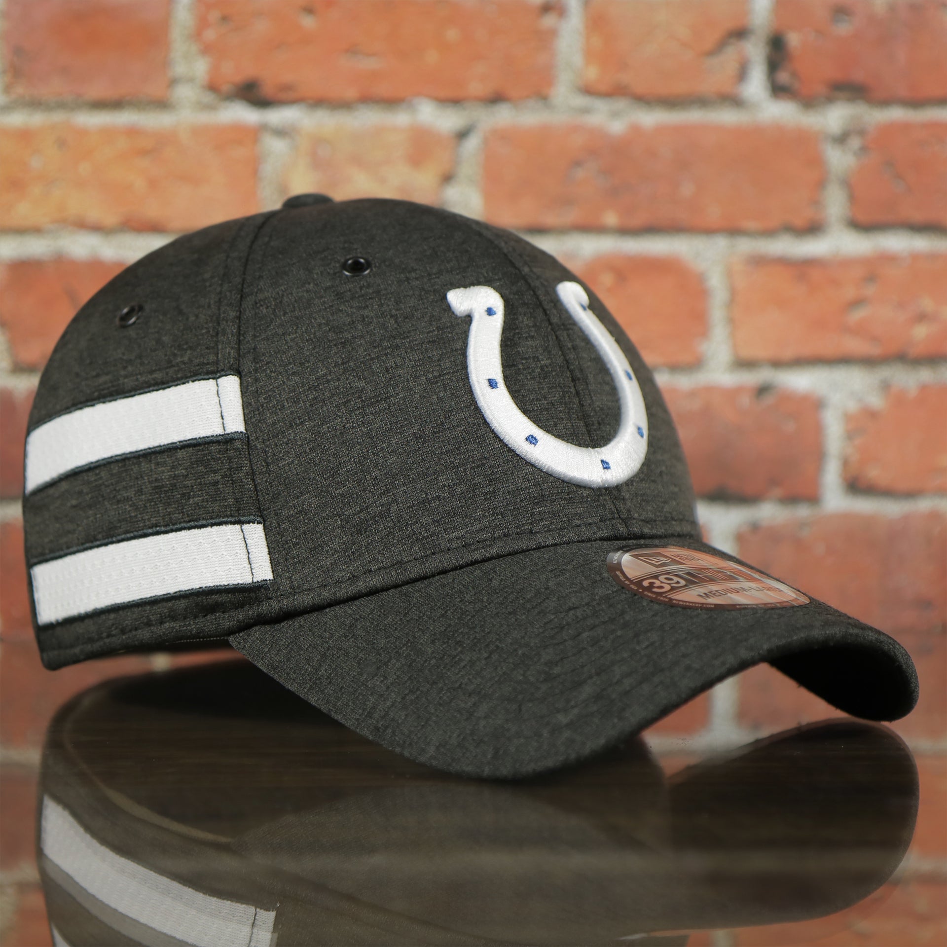 Indianapolis Colts 2018 Sideline On Field 39THIRTY Black HOME Stretch Fit Cap