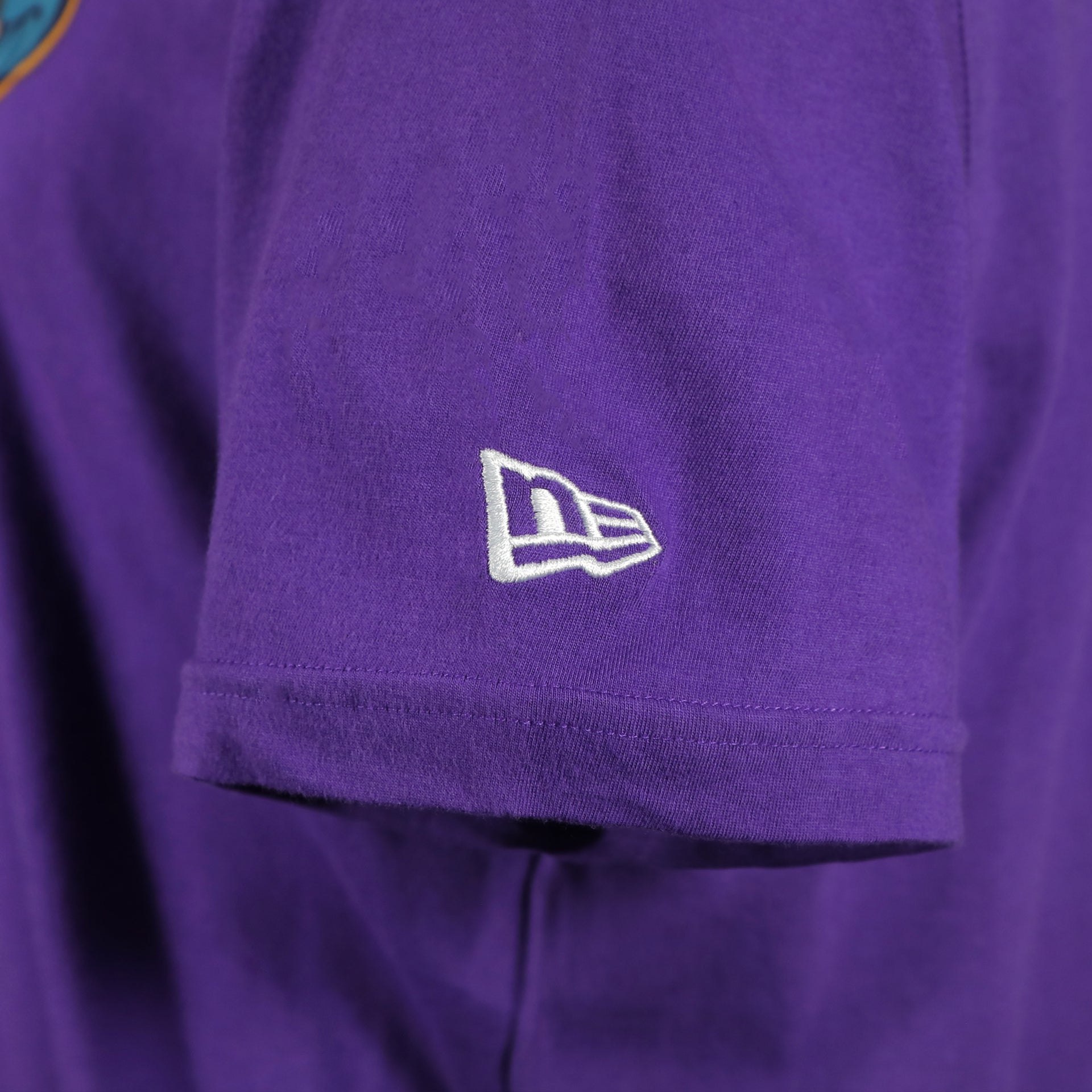 new era logo on the Arizona Diamondbacks "City Cluster" 59Fifty Fitted Matching Purple T-Shirt