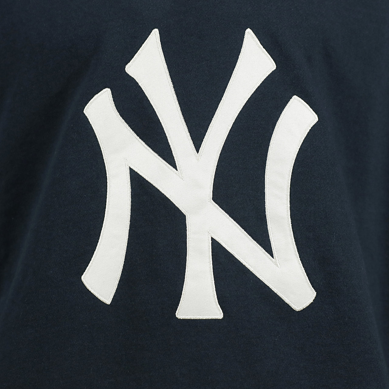 yankees logo on the New York Yankees Vintage Hockey 47 Lacer Hoodie |  Navy, Gray, White