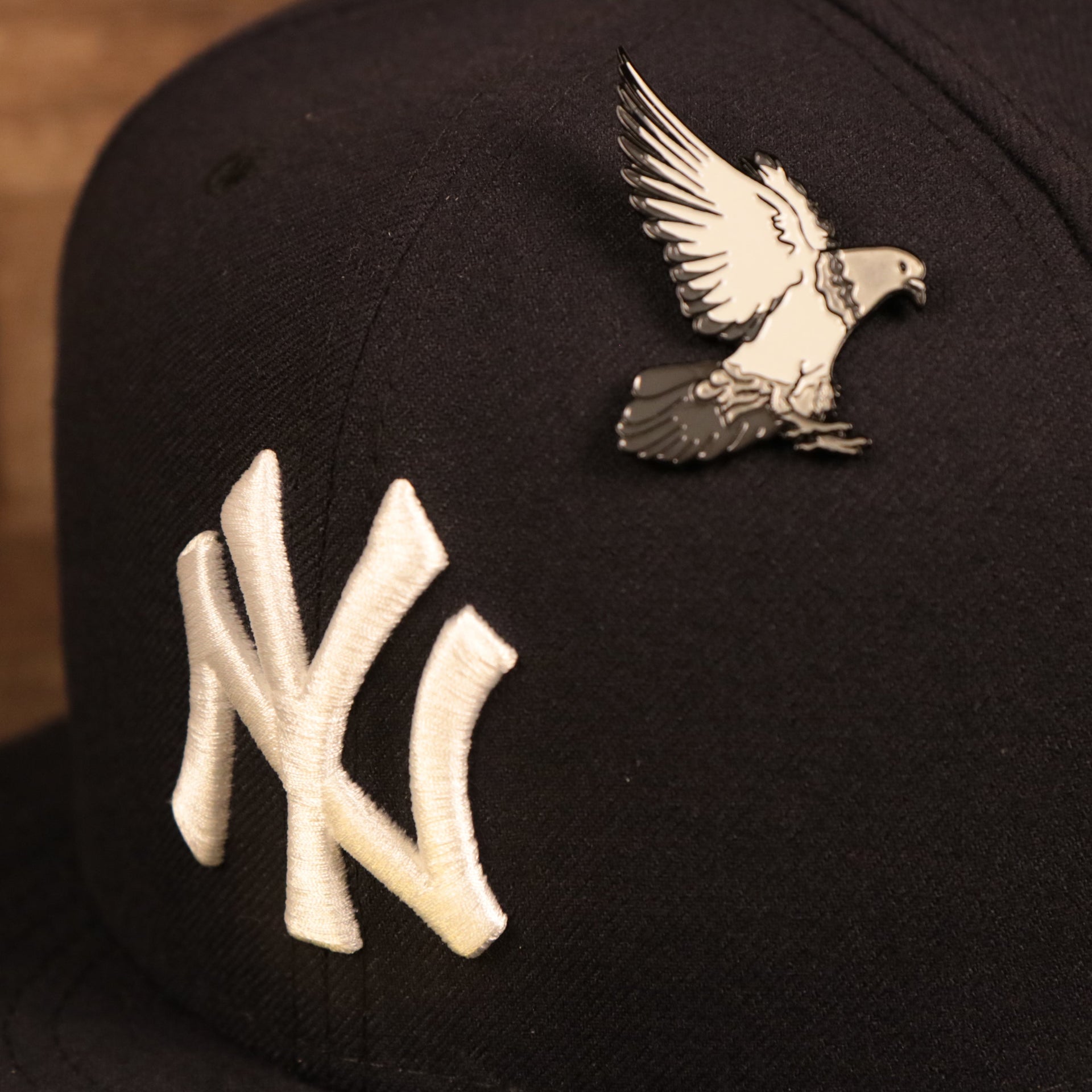 New York Pigeon Fitted Cap Pin | Enamel Pin For Hat