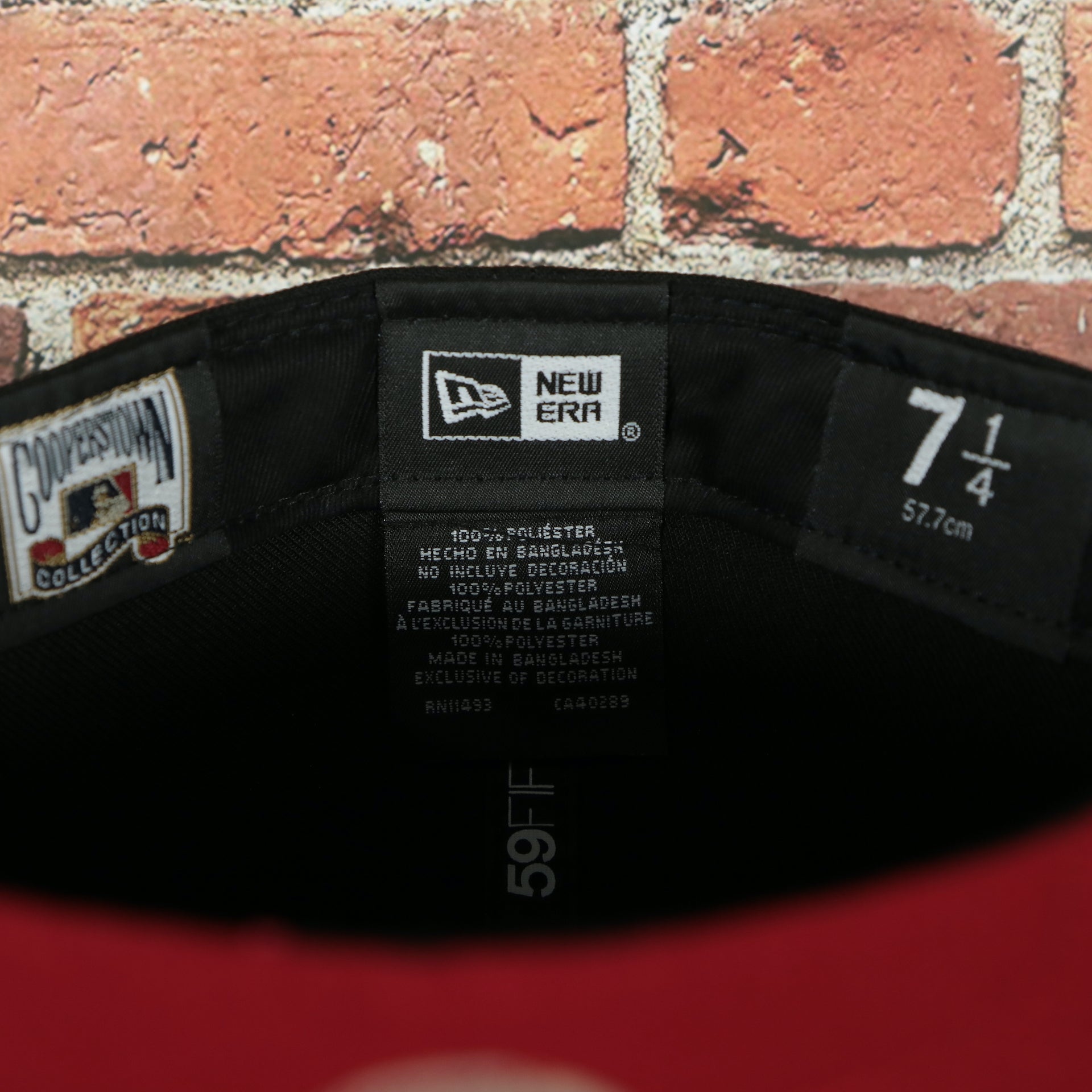 Labels on the interior of the Philadelphia Phillies 2008 World Series Side Patch Red Bottom 5950 Fitted Cap | Italian Luxury
