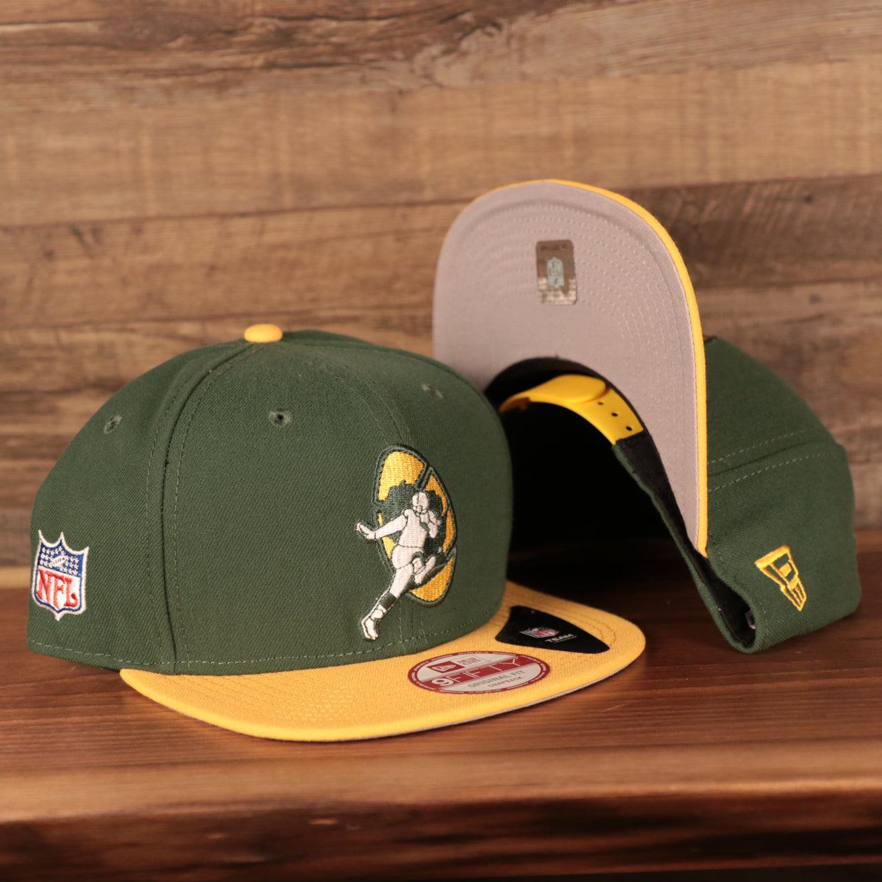 Green Bay Packers 1968-1979 Throwback Logo Vintage NFL 9Fifty Snapback Hat