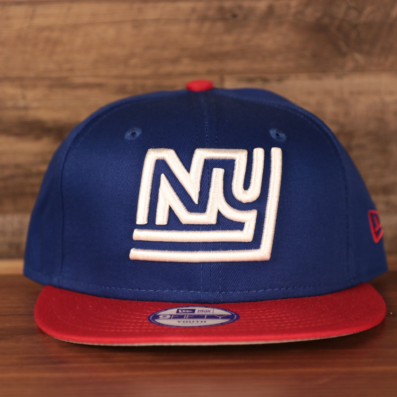 Kid's New York Giants 1975 Throwback Logo Vintage NFL 9Fifty Youth Snapback Hat