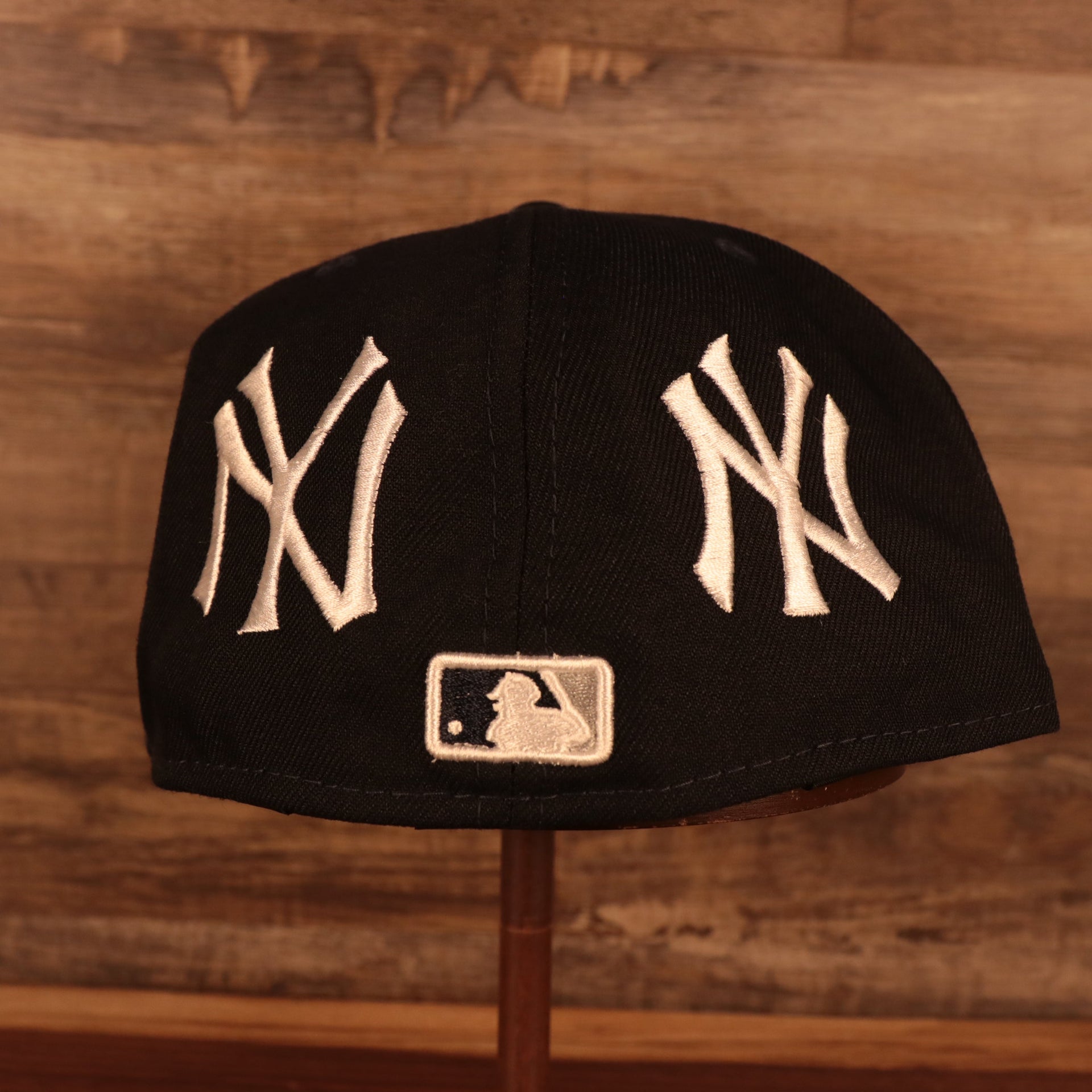 Back of the New York Yankees "Patch Pride" All Over Gray Bottom Side Patch 59Fifty Fitted Cap