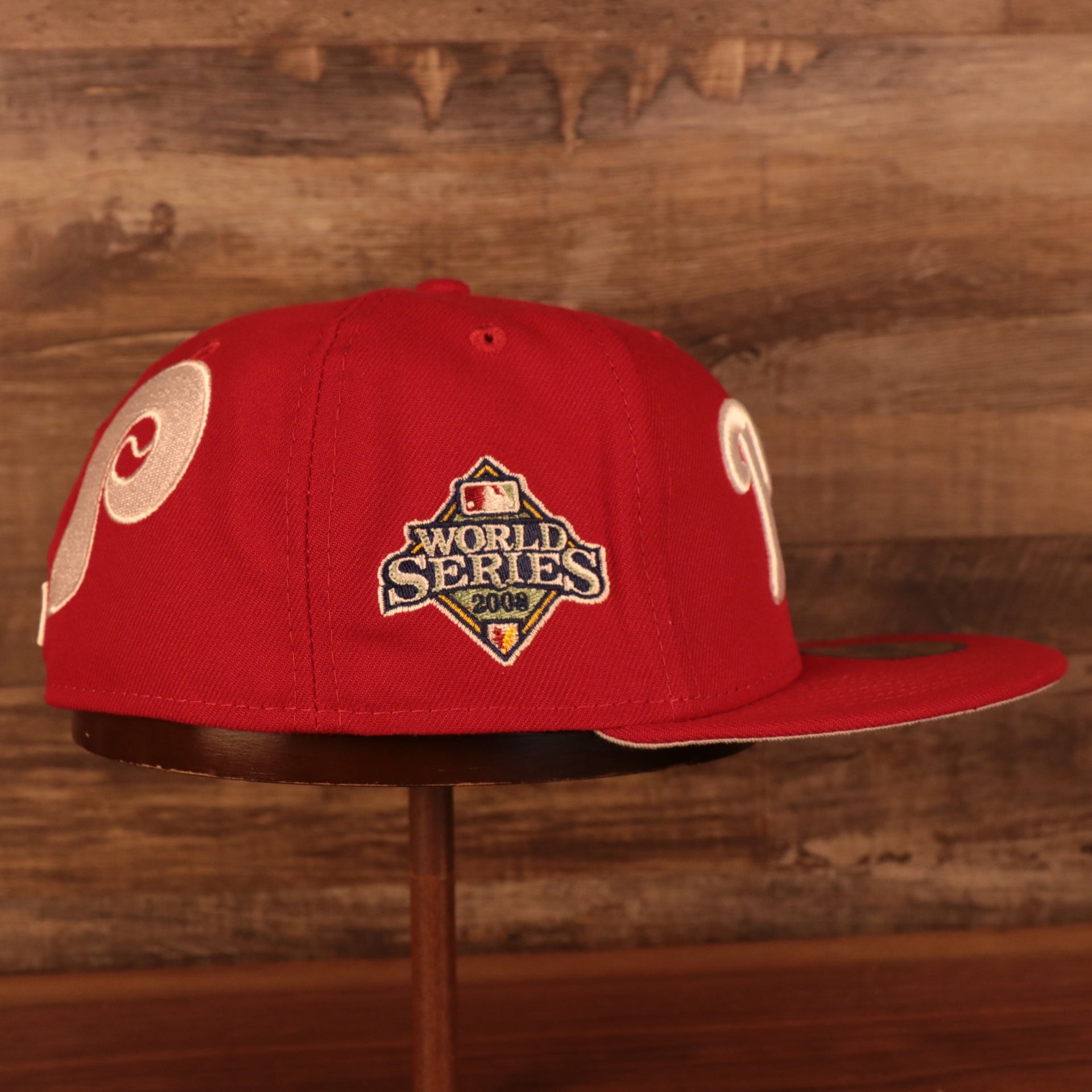Wearer's right of the Philadelphia Phillies "Patch Pride" All Over Gray Bottom Side Patch 59Fifty Fitted Cap
