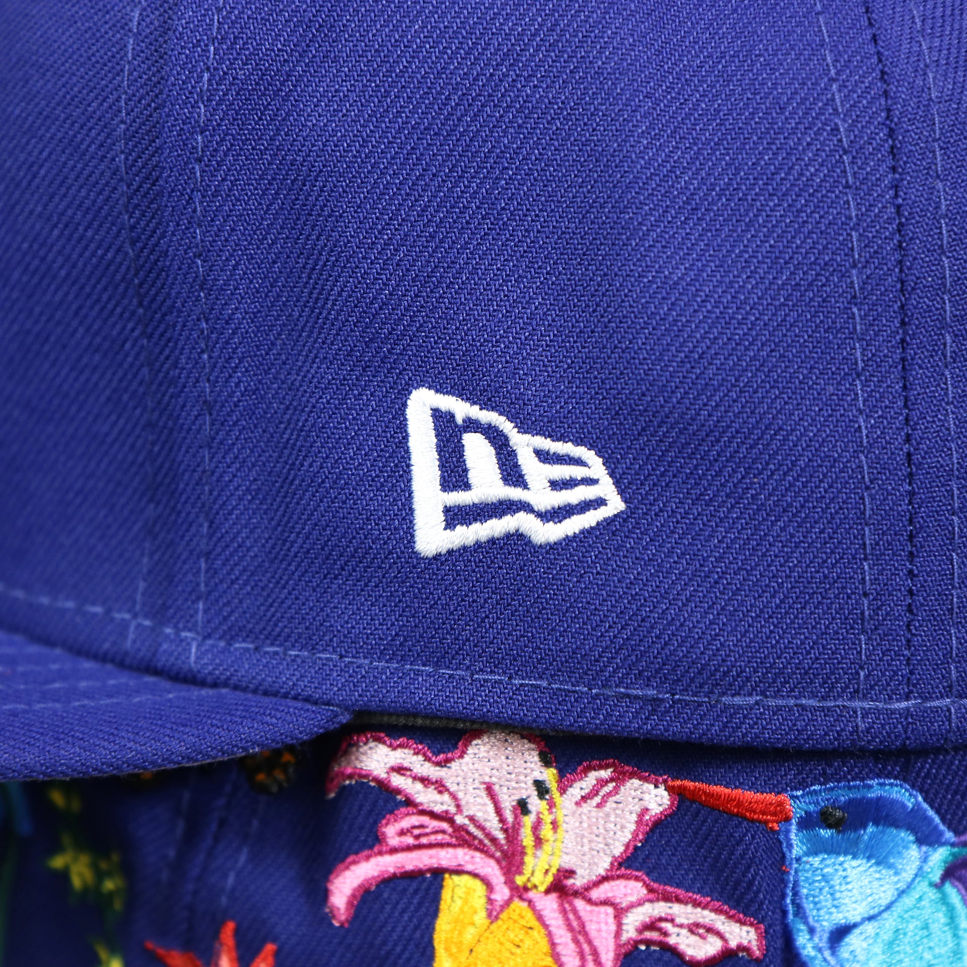 The New Era Logo on the Los Angeles Dodgers Gray Bottom Bloom Spring Embroidery 59Fifty Fitted Cap | Royal Blue 59Fifty Cap