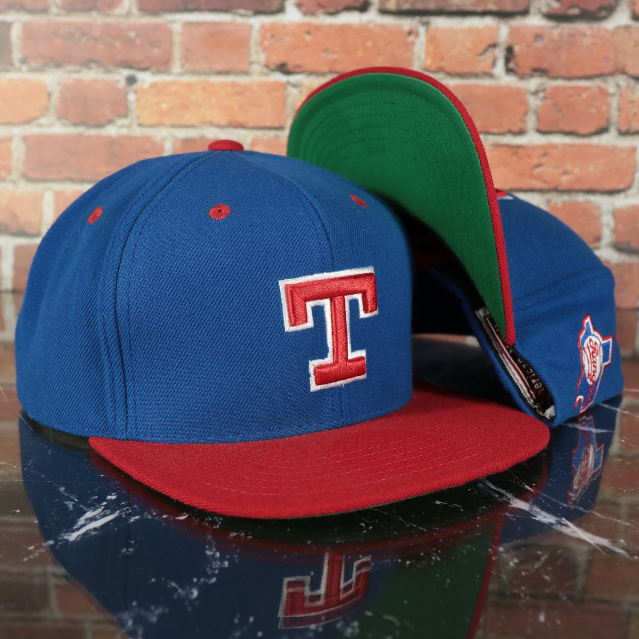 Cooperstown Texas Rangers Blockhead Green Bottom | Two tone Blue on Red Snapback Hat