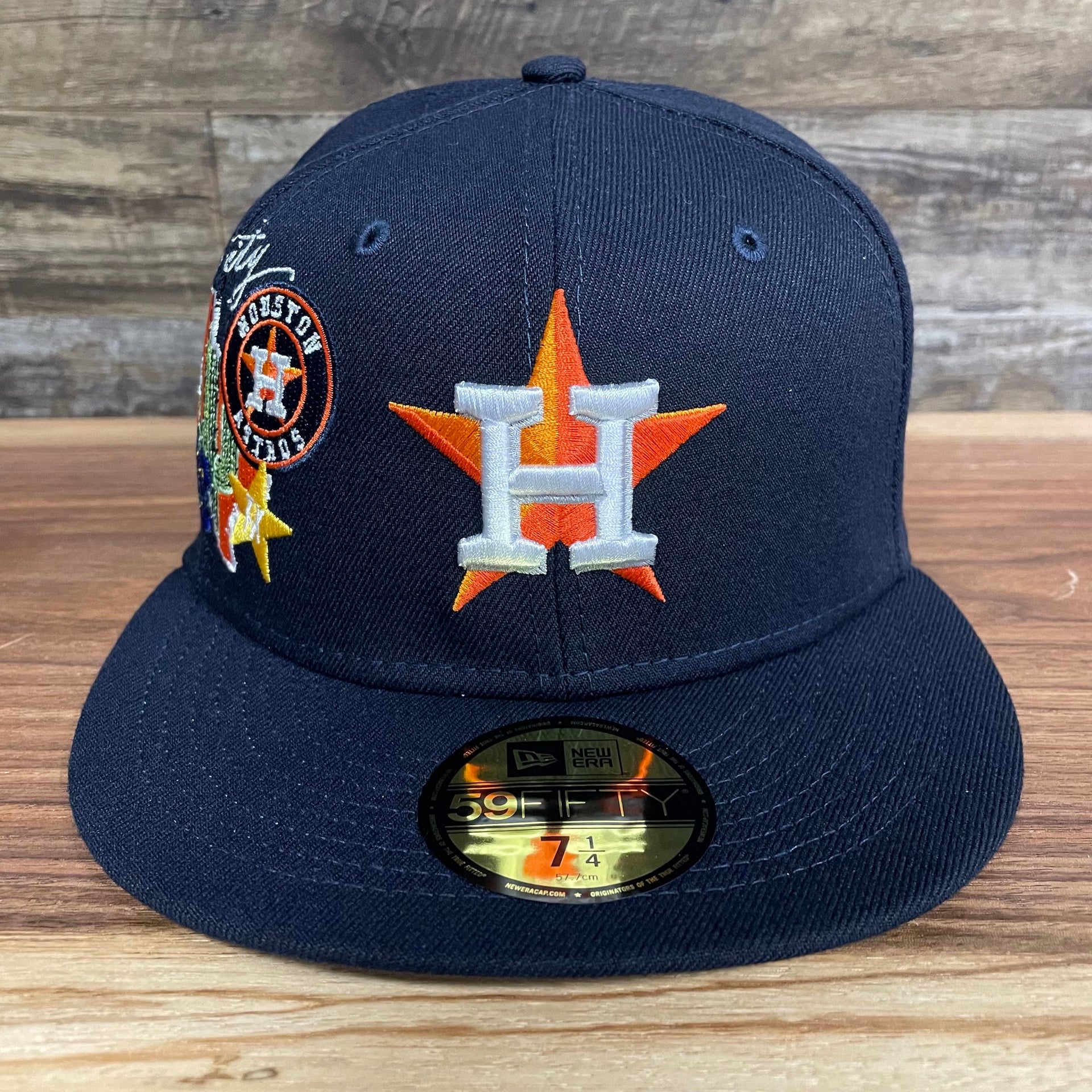 Front of the Houston Astros "City Cluster" Side Patch Gray Bottom Navy 59Fifty Fitted Cap