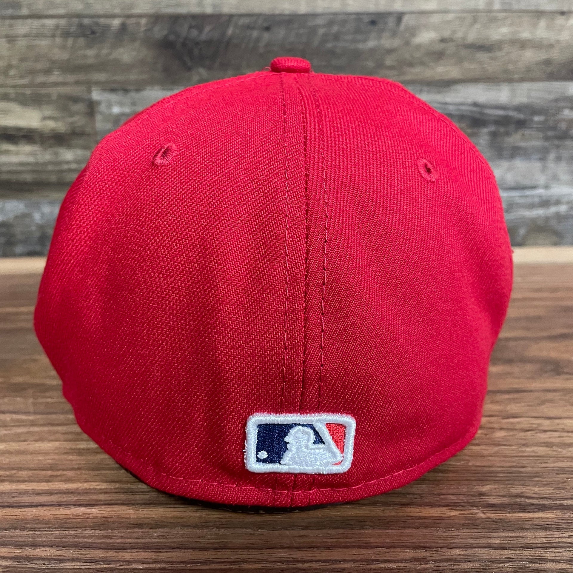 Back of the Philadelphia Phillies "City Cluster" Side Patch Gray Bottom Red 59Fifty Fitted Cap