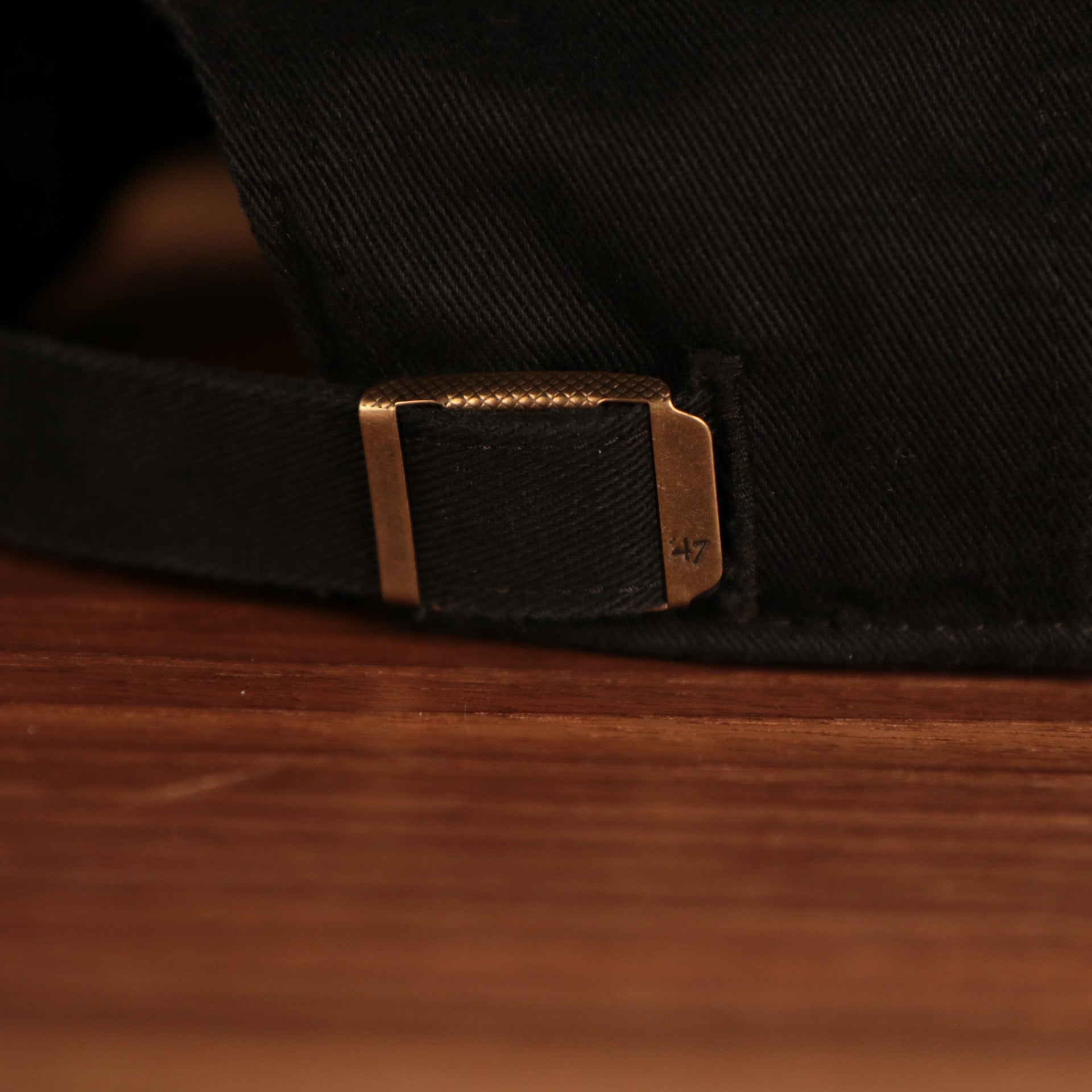 adjustable snap on the back of the Miami Marlins Black Adjustable Dad Hat