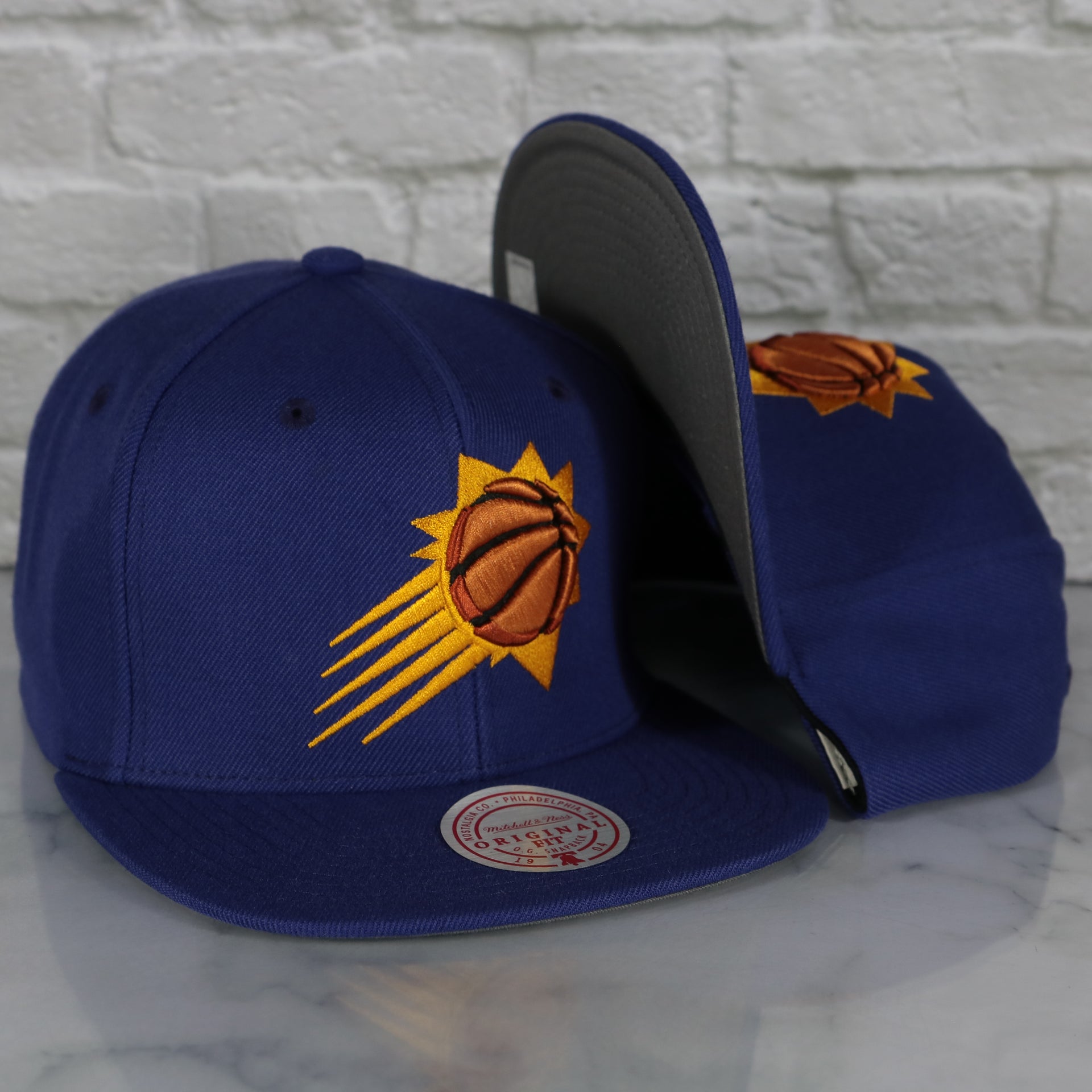 Phoenix Suns Vintage Retro NBA Team Ground 2.0 Mitchell and Ness Snapback Hat | Purple