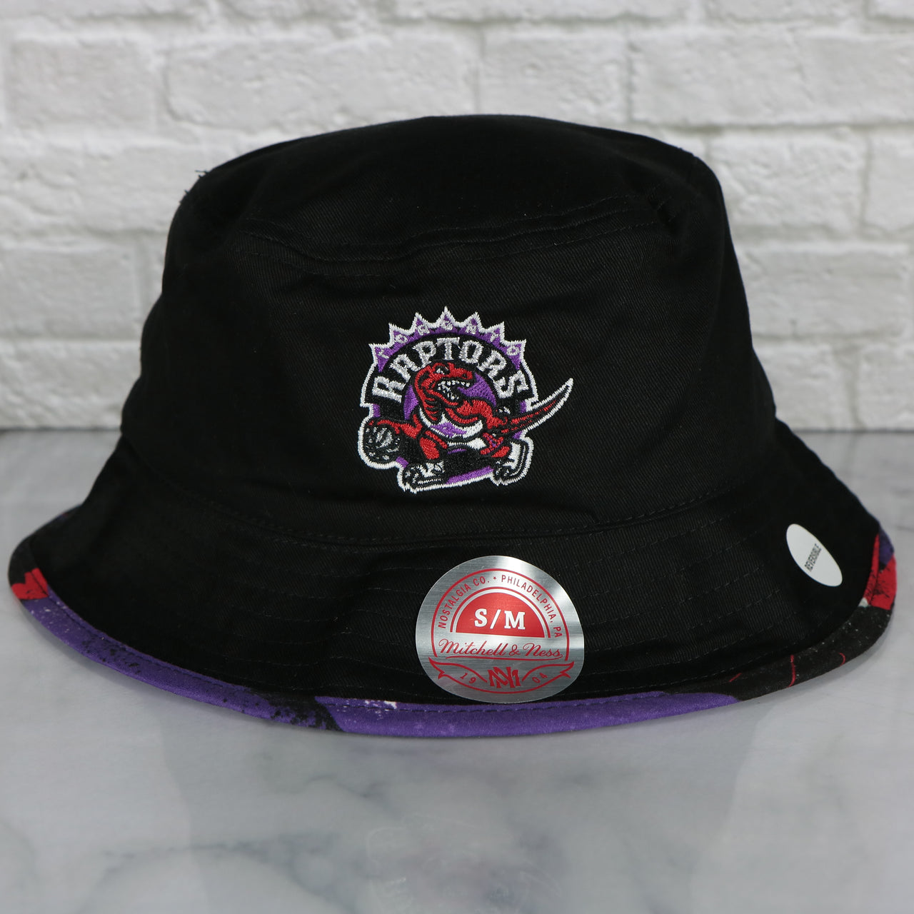 Toronto Raptors 90s Inspired NBA Hyper Mitchell and Ness Reversible Bucket Hat
