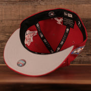 Gray bottom on the Cincinnati Reds All Over World Series Side Patch 5x Champ Gray Bottom 59Fifty Fitted Cap