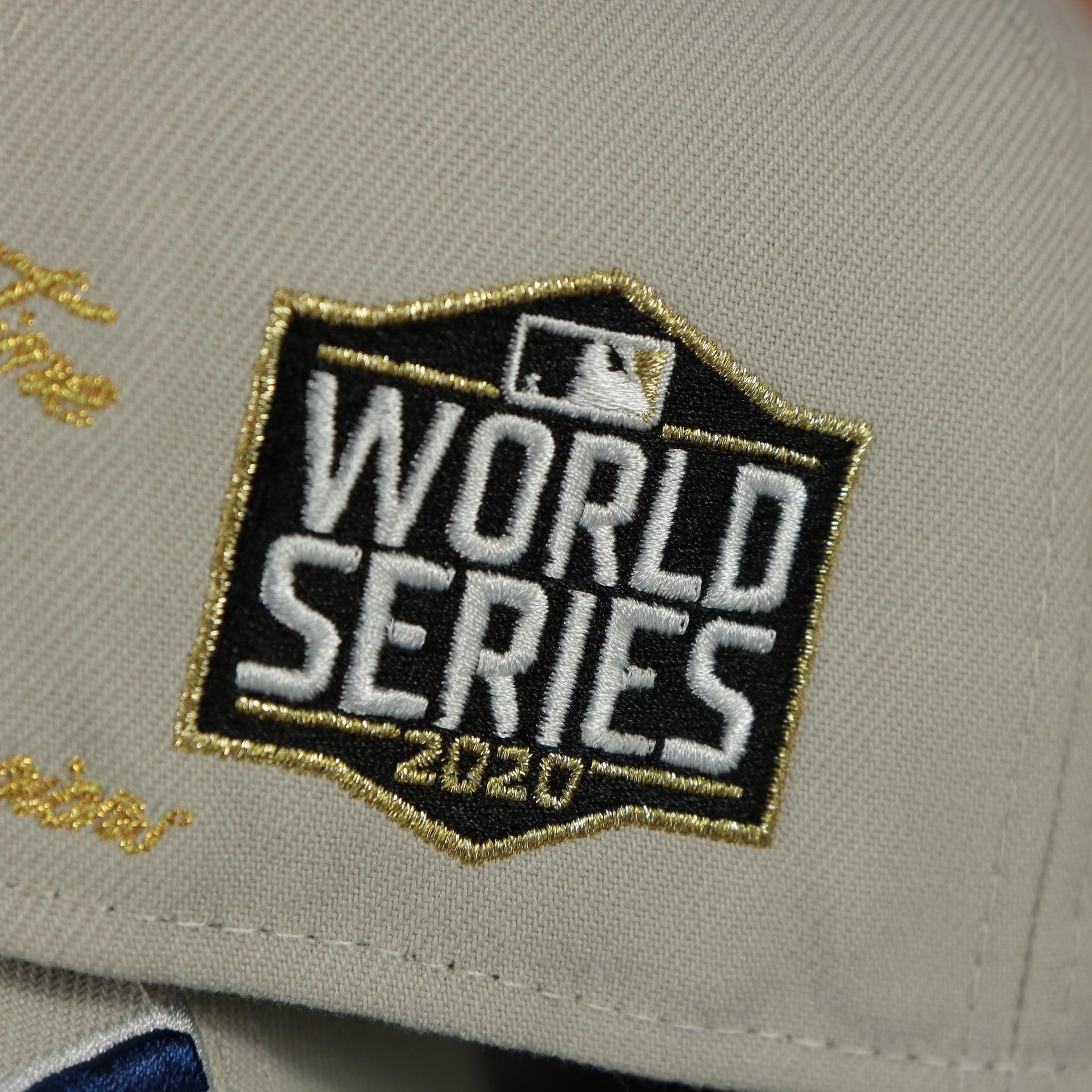 2020 world series patch on the Los Angeles Dodgers World Class 7-Time World Series Champions Two Tone Grey Bottom | Sand/Royal 59Fifty Fitted Cap