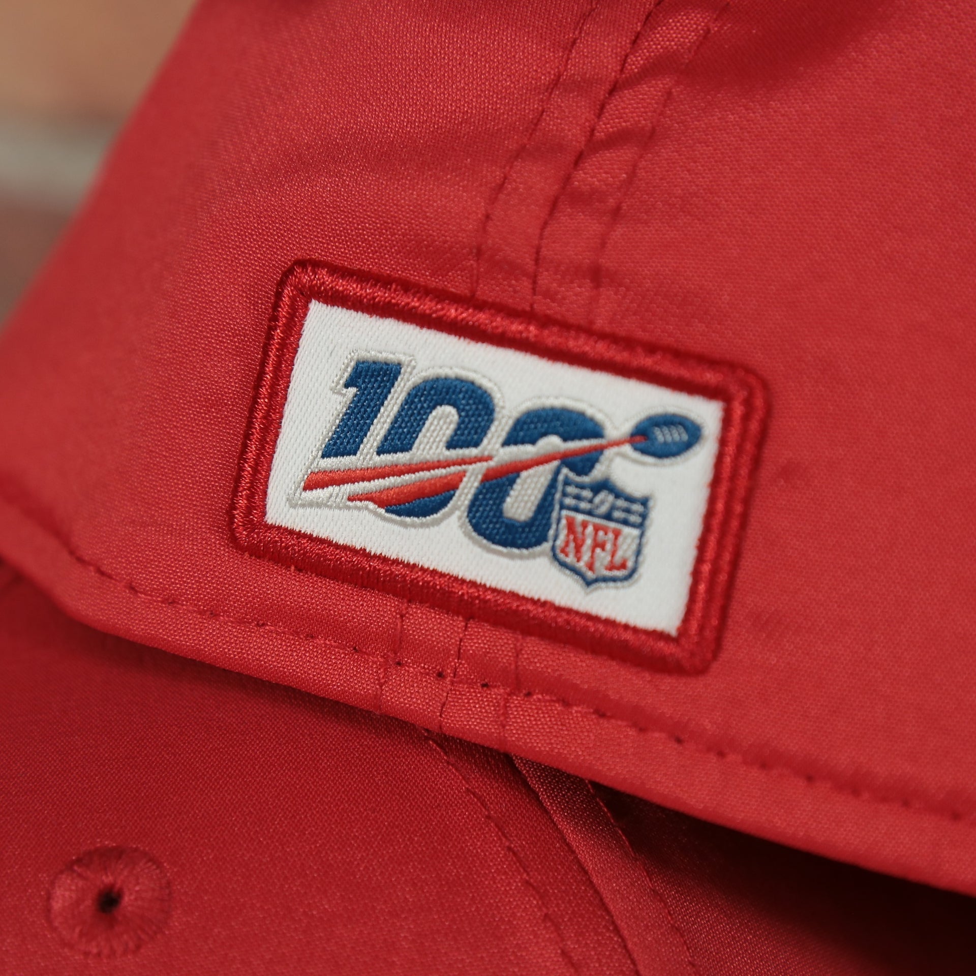 NFL 100th season logo on the Kansas City Chiefs Est. 1960 side Patch NFL 100th Season Green Bottom | Red 39Thirty Flexfit Hat